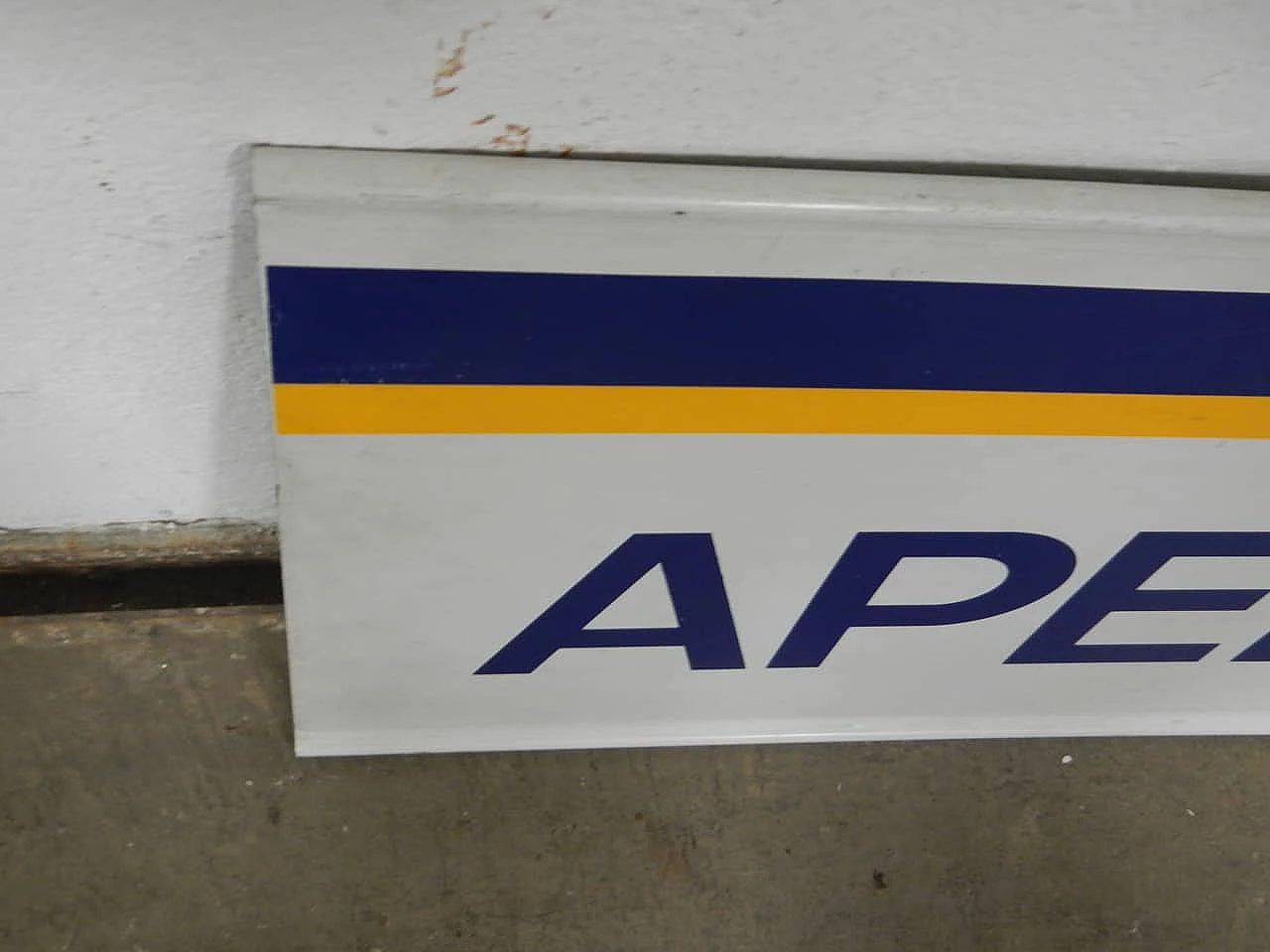 Insegna in ferro per distributore di benzina, anni '80 7