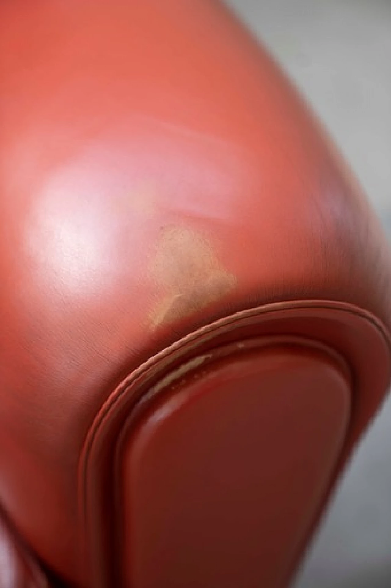 Poltrona Vanity Fair in pelle rossa di Frau, anni '90 2