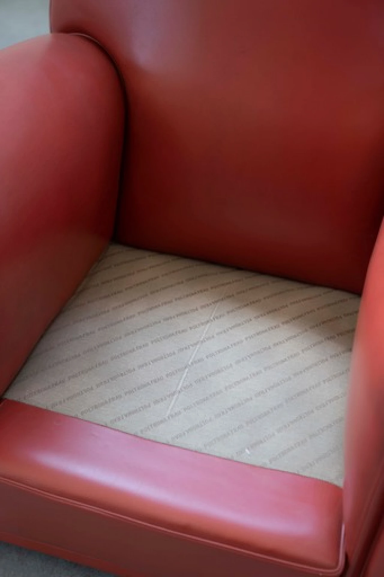 Poltrona Vanity Fair in pelle rossa di Frau, anni '90 13