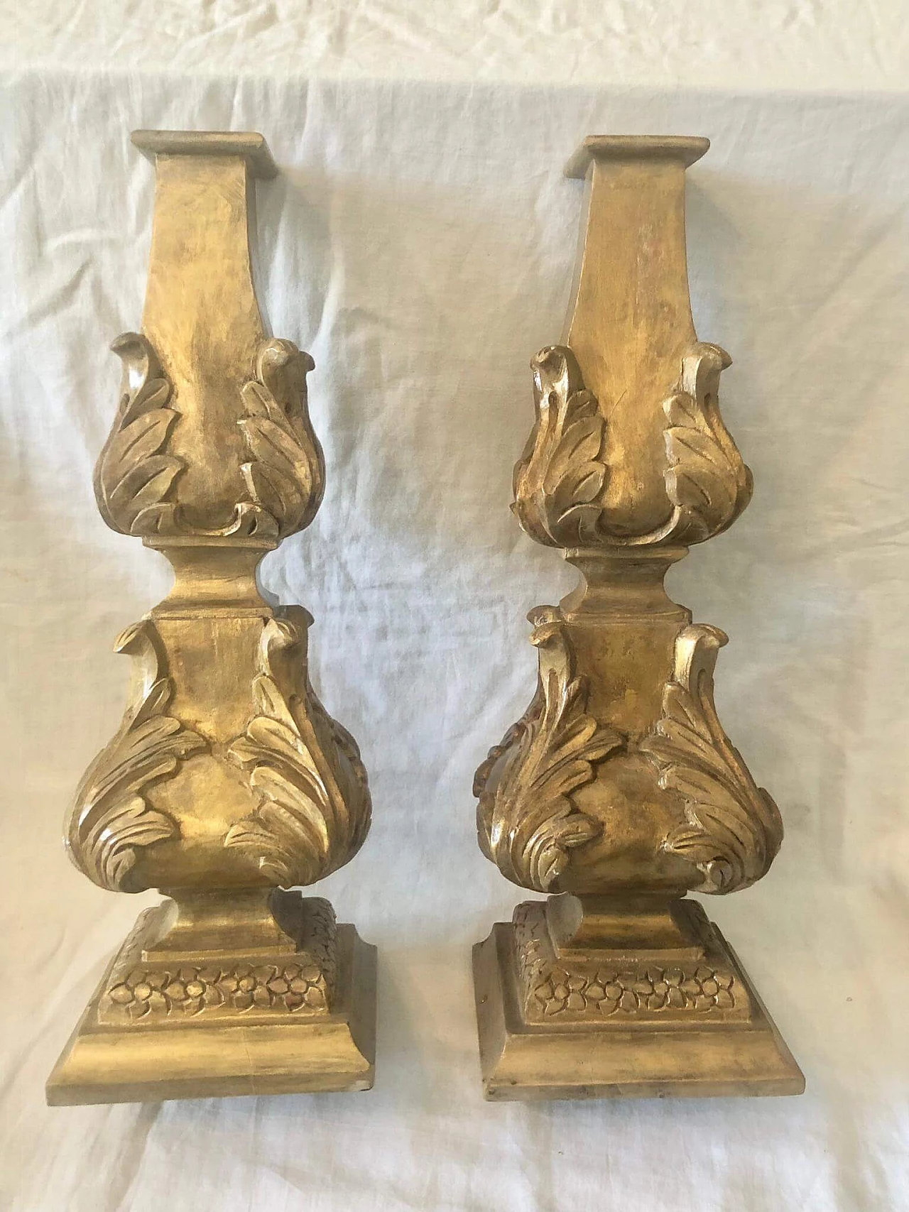 Pair of hand-carved wooden table lamp bases, 1940s 1