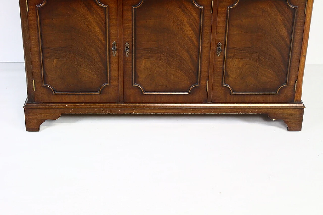 George III style mahogany sideboard, 1970s 10