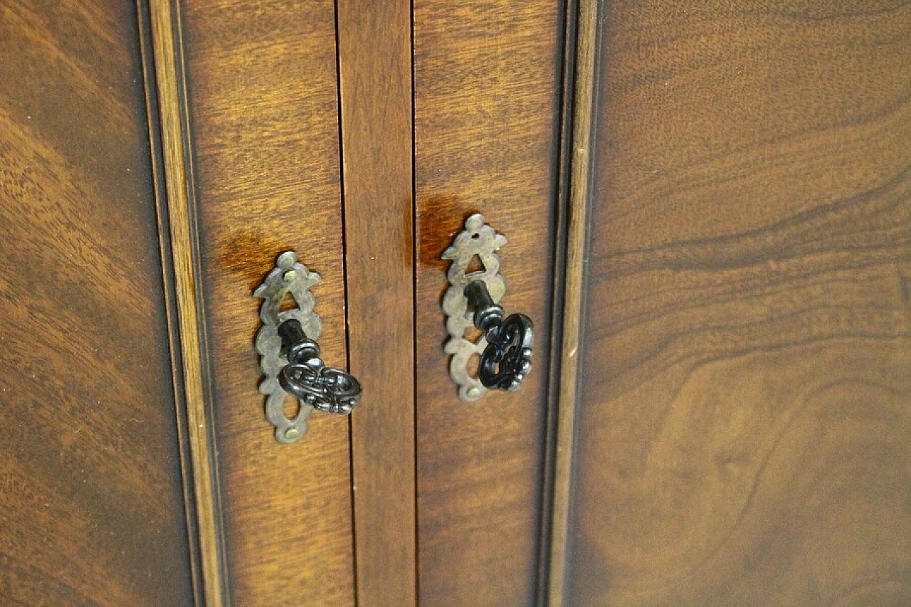 George III style mahogany sideboard, 1970s 11
