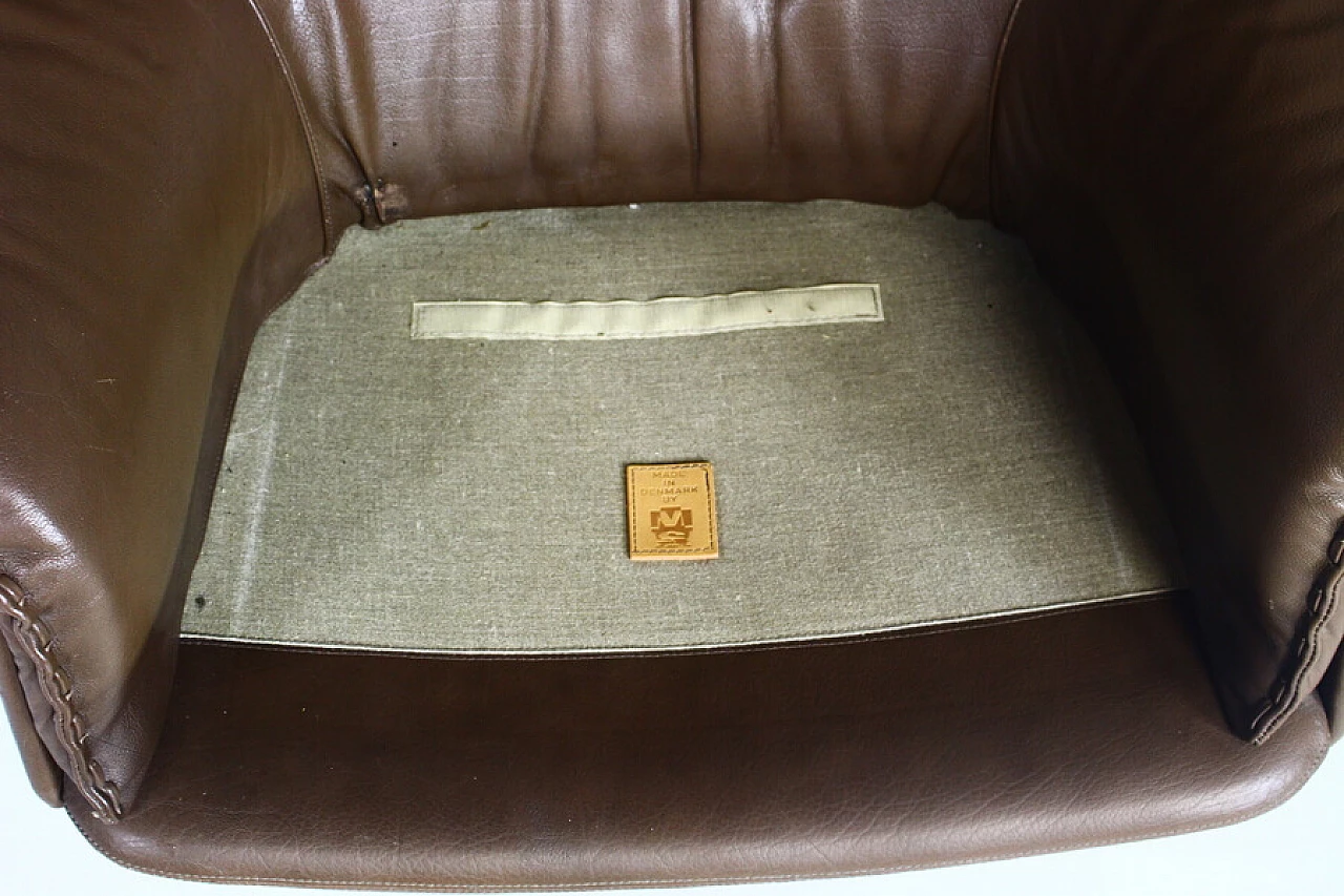 Brown leather swivel chair by Madsen & Schubell, 1960s 17