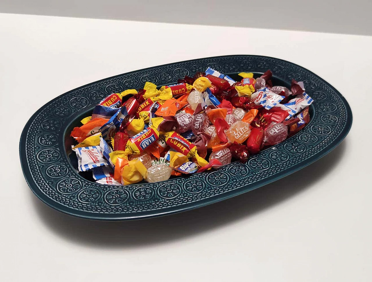 Vassoio Margherita in terracotta blu di Antonia Campi per Laveno, anni '60 9