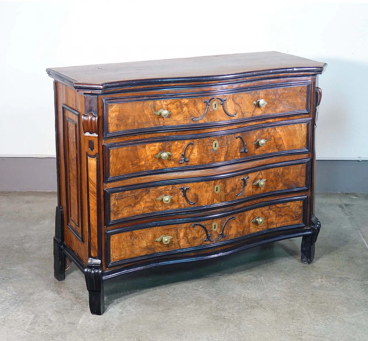 Louis XIV wooden and walnut-root dresser with ebonized details, 18th century 1