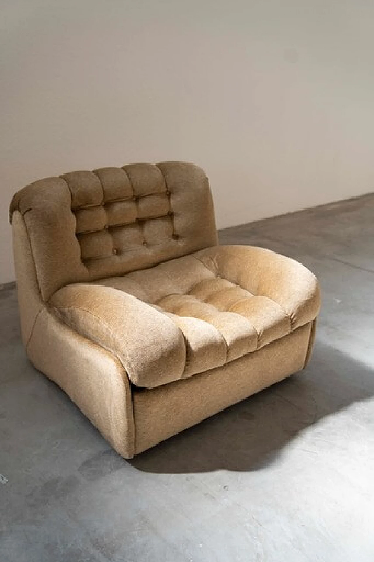 Divano in ciniglia a semicerchio componibile di F.lli Carloni, anni '70 28