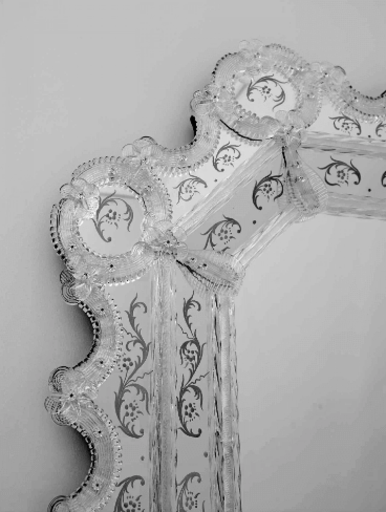 Specchio da parete veneziano ottagonale in vetro di Murano, anni '80 5