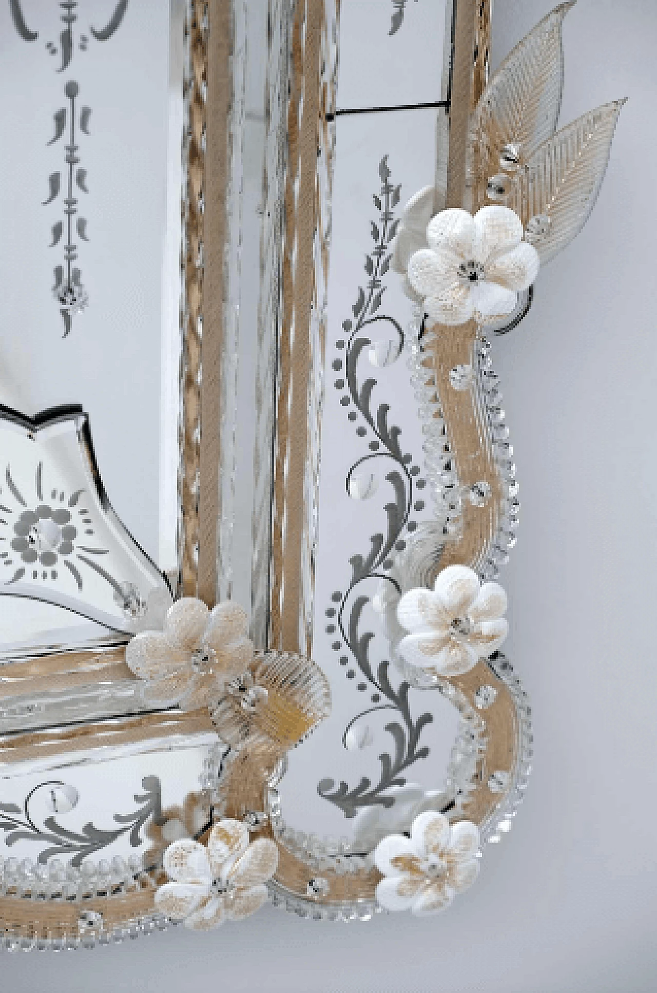 Specchio da parete veneziano in vetro di Murano, anni '80 4