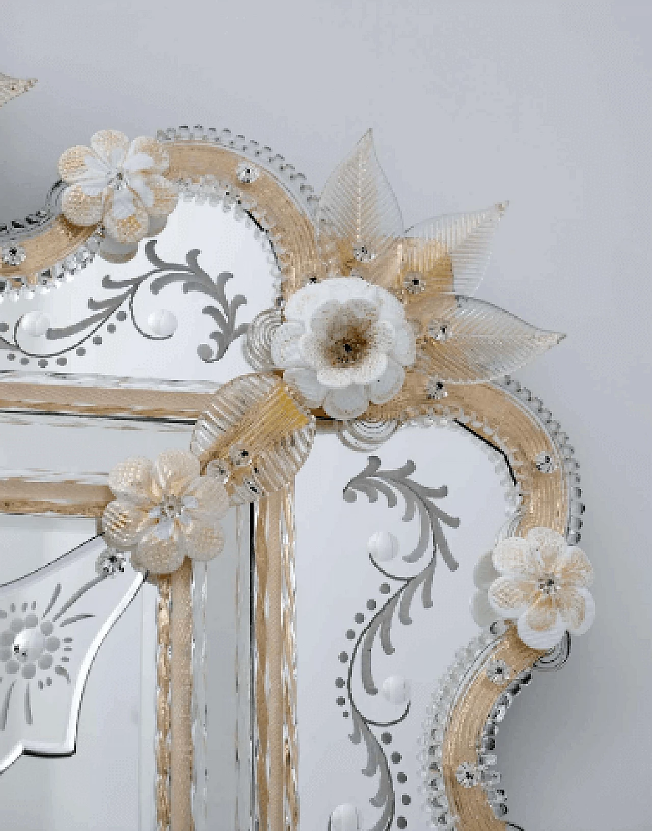 Specchio da parete veneziano in vetro di Murano, anni '80 11