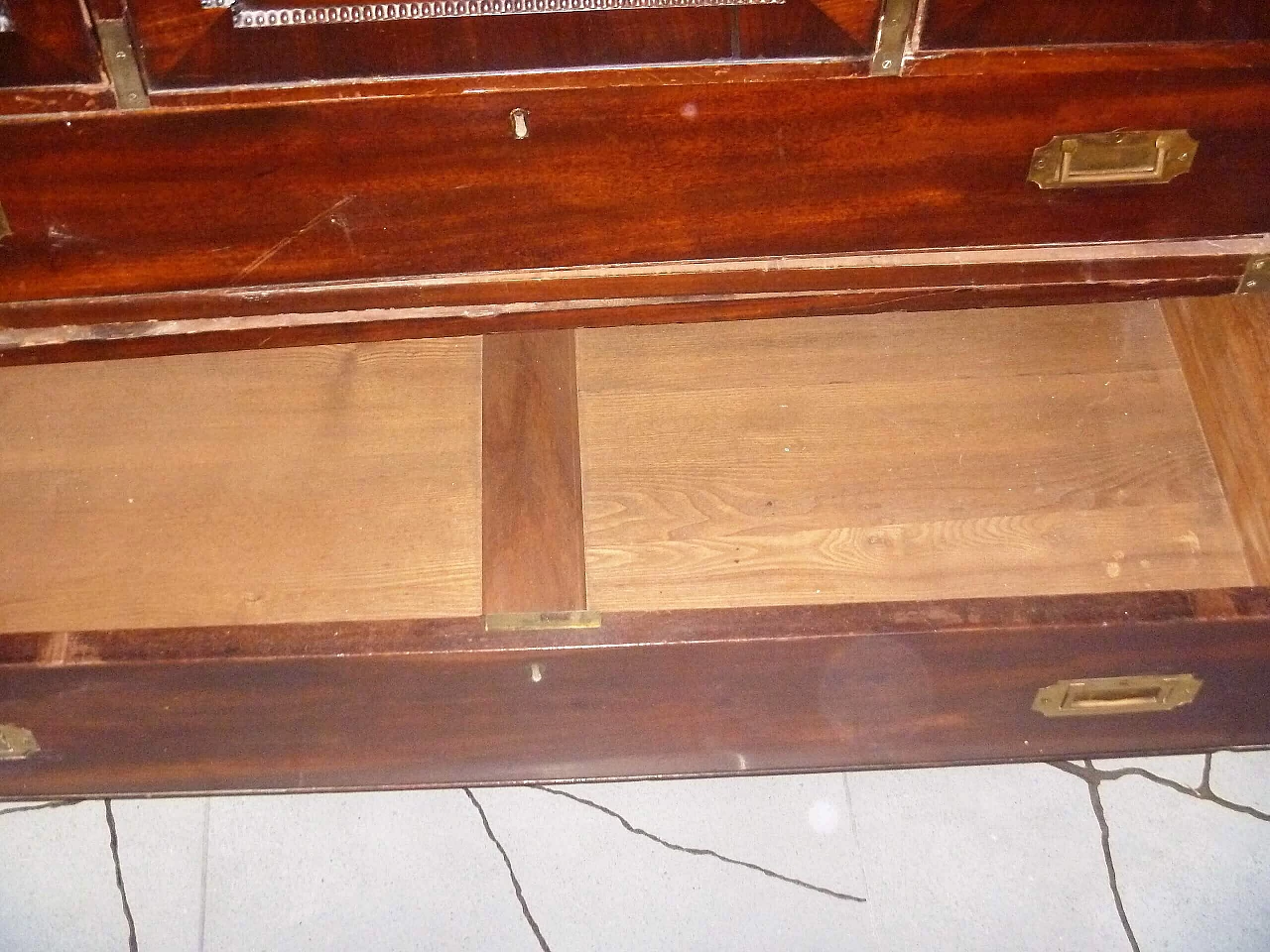 Cassettiera in mogano della marina militare inglese, anni '30 15