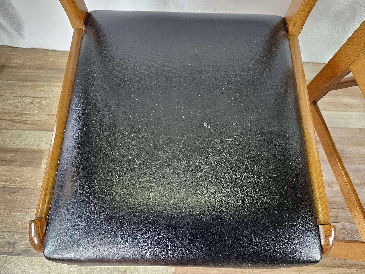 4 Beech chairs with black leather seats, 1970s 9