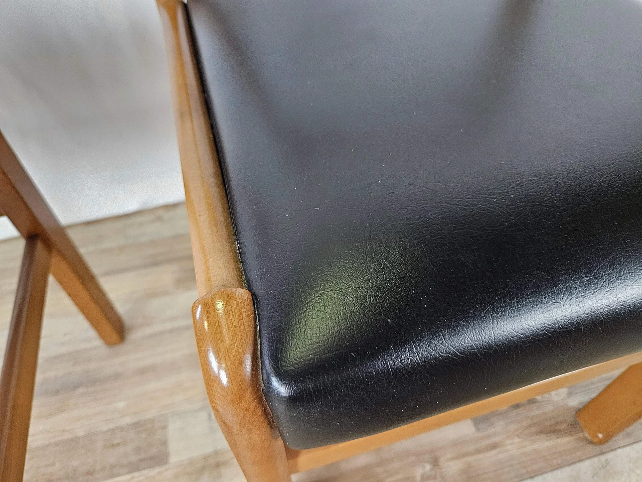 4 Beech chairs with black leather seats, 1970s 15