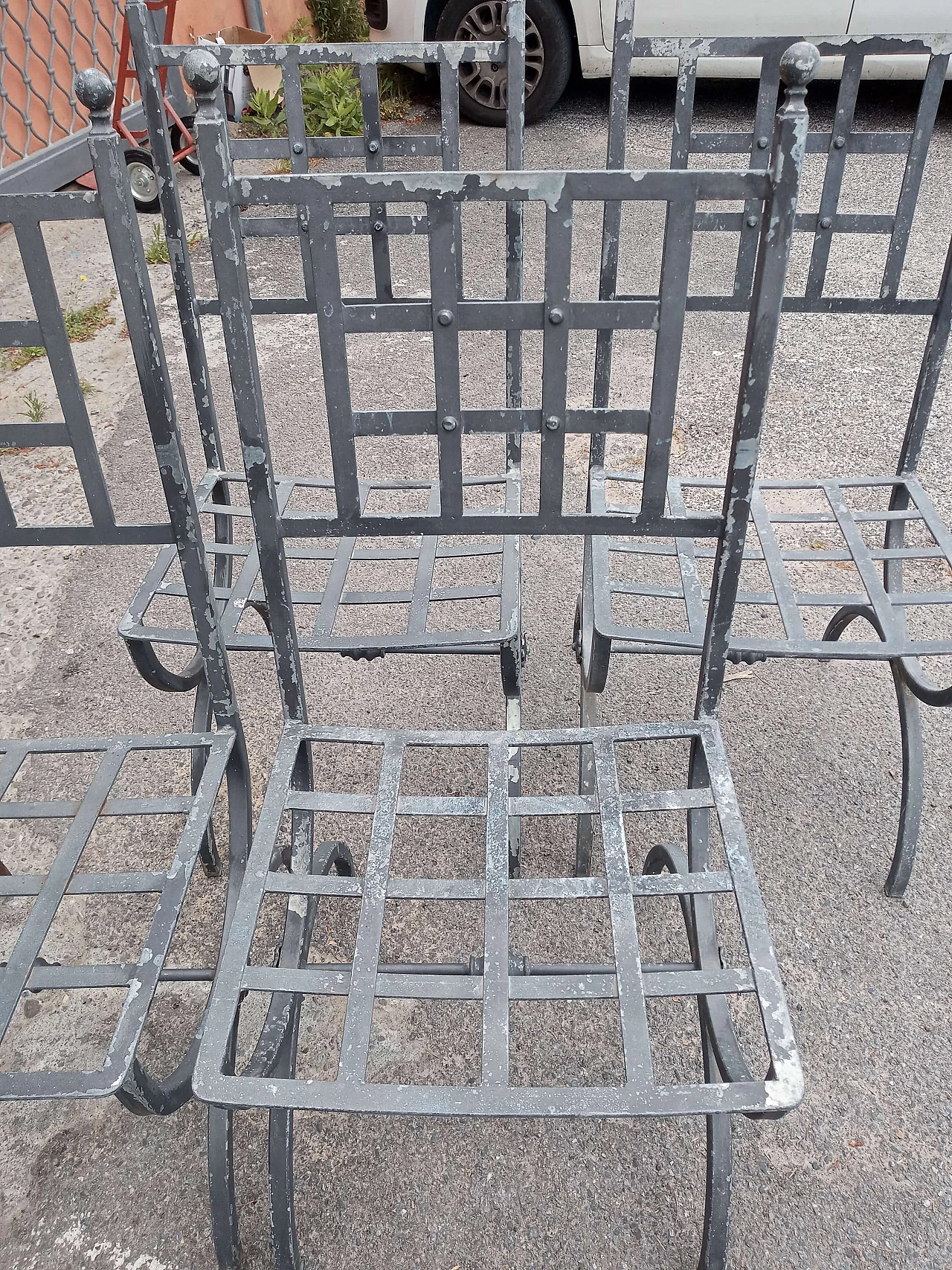 4 Iron chairs, 1980s 3