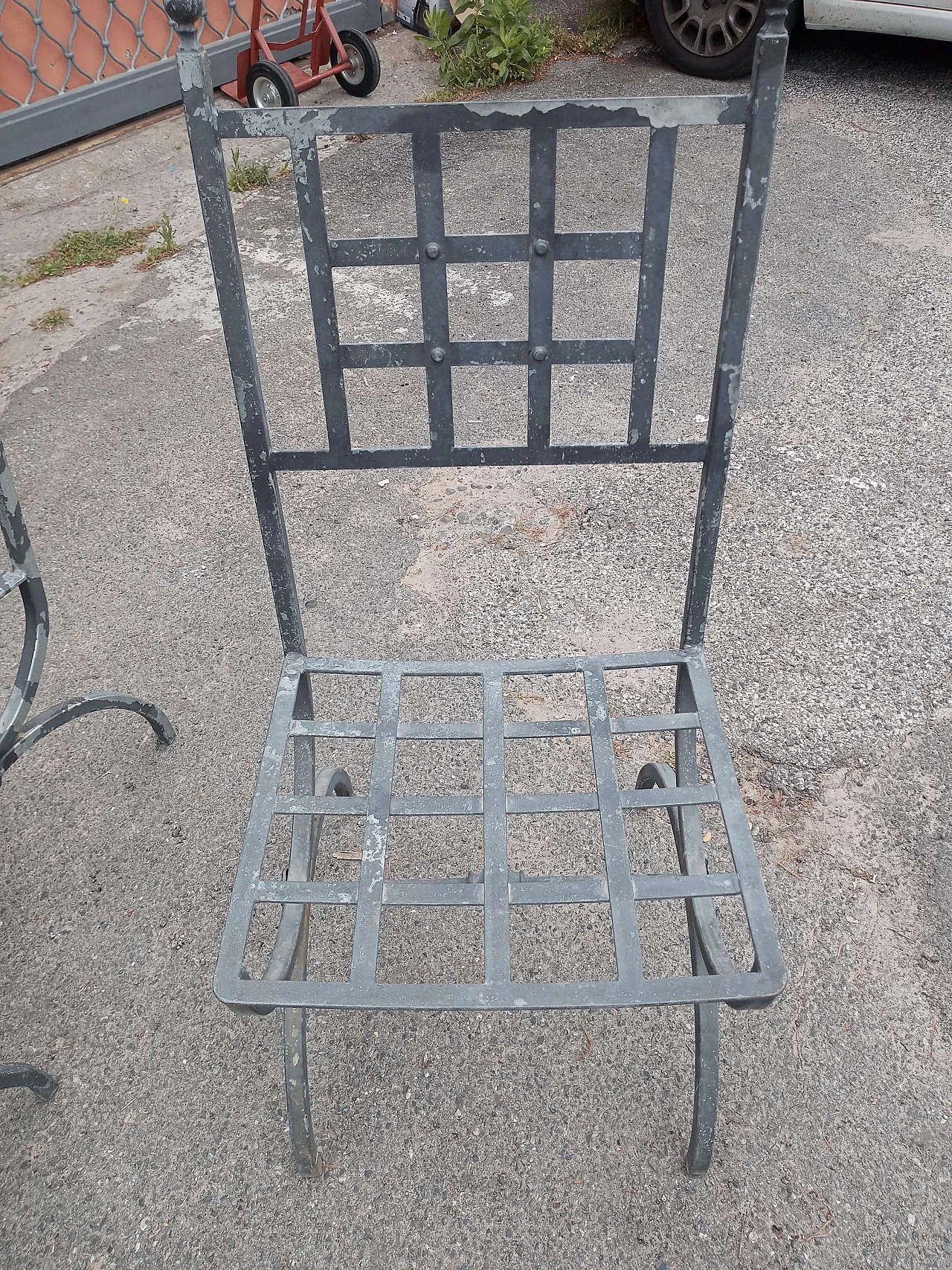 4 Iron chairs, 1980s 4