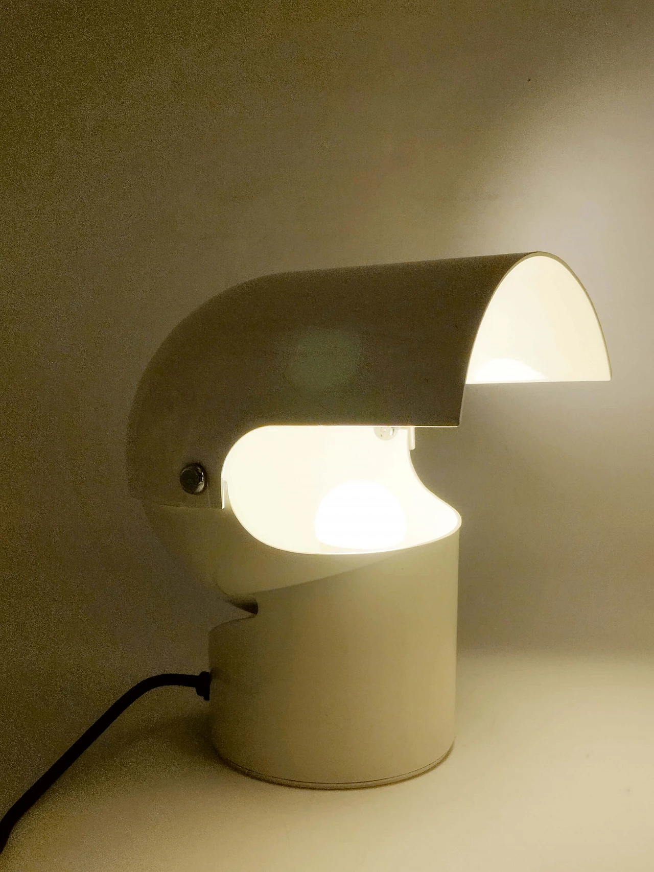 Pileino table lamp by Gae Aulenti for Artemide, 1970s 8