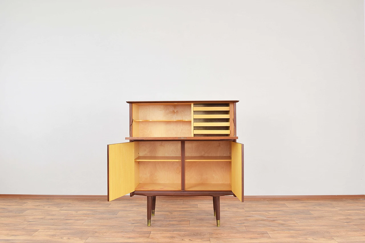 Mid-Century cabinet in Norwegian teak, 1960s 2