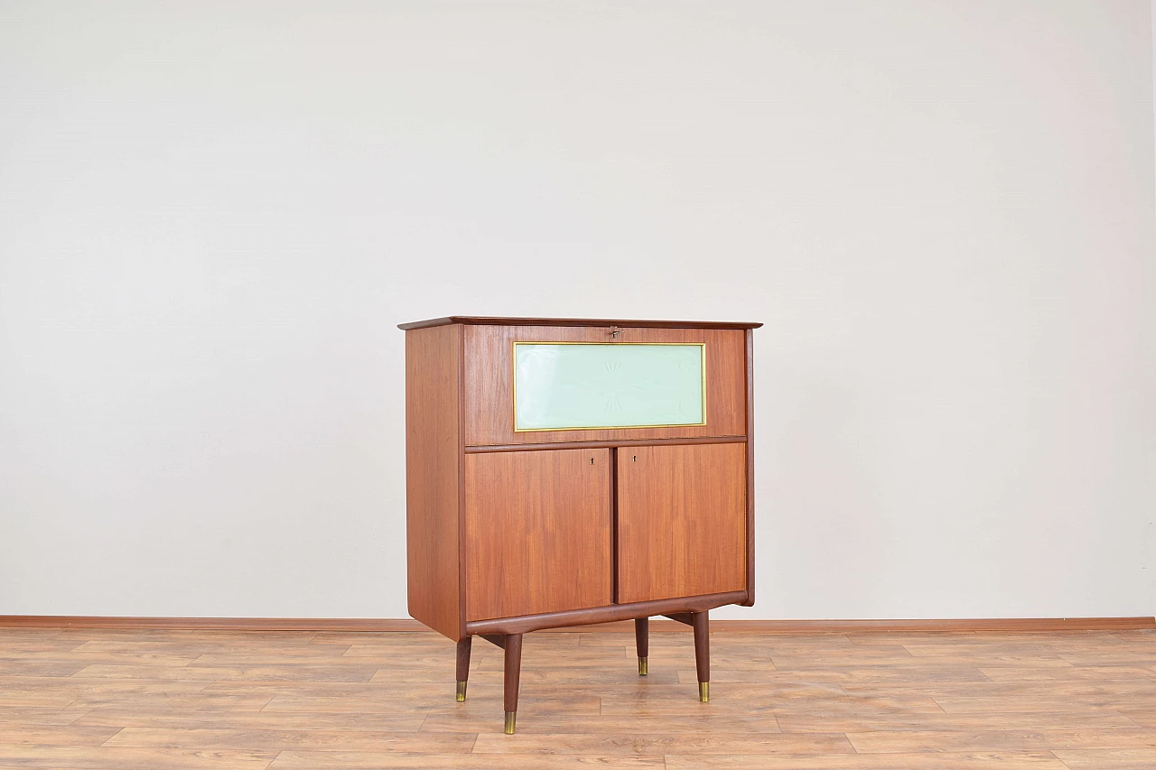 Mid-Century cabinet in Norwegian teak, 1960s 3