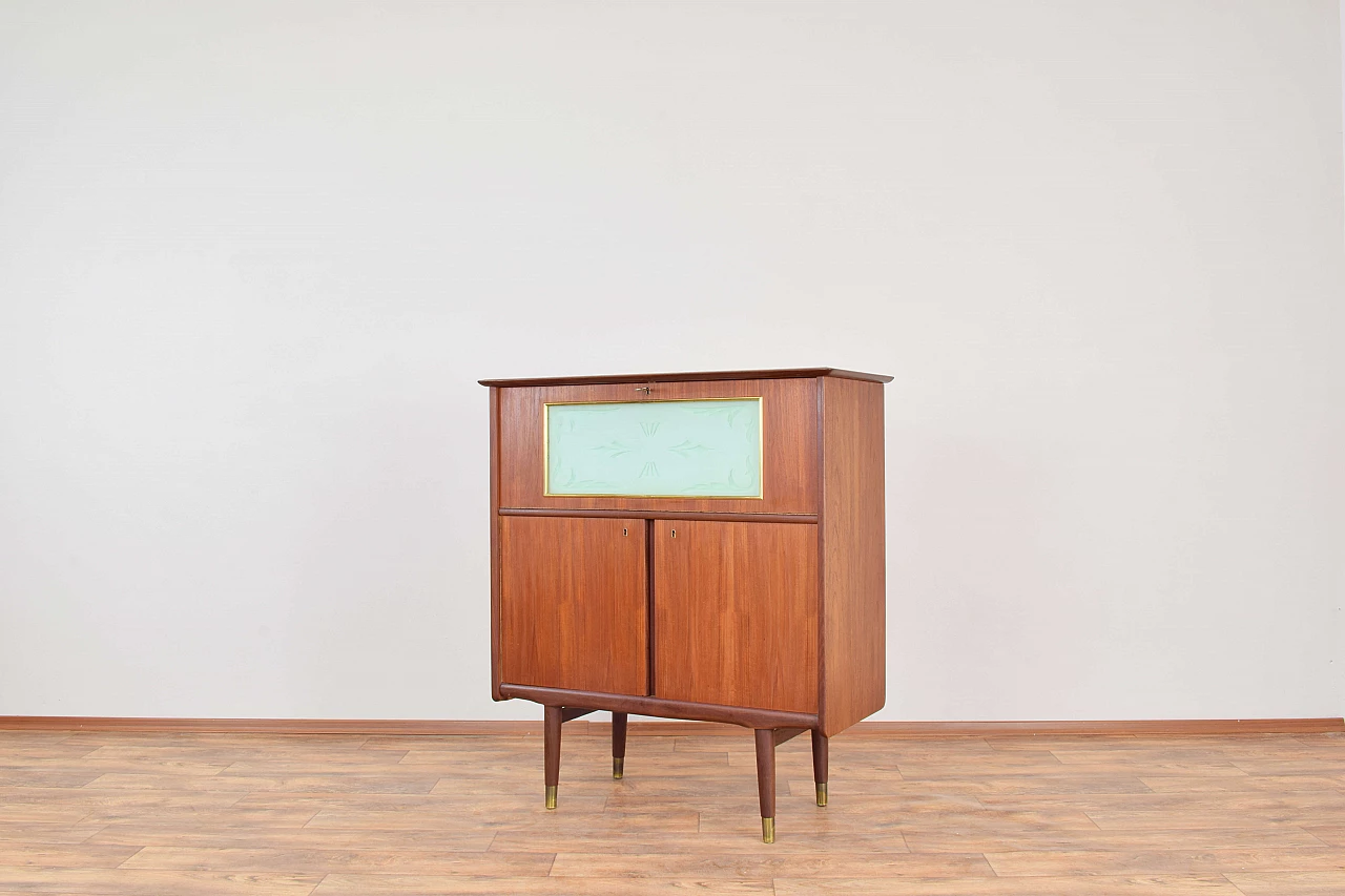 Mid-Century cabinet in Norwegian teak, 1960s 4