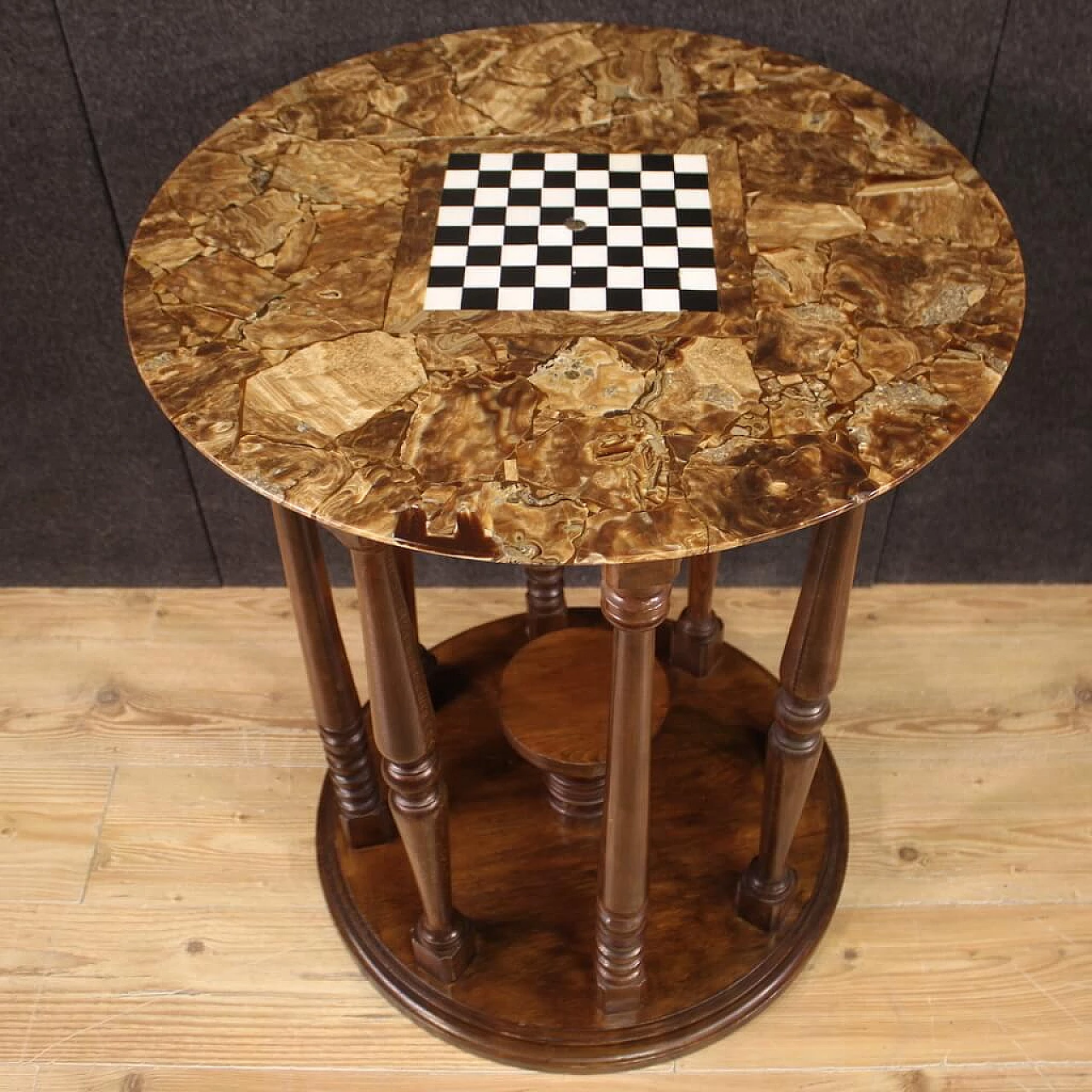 Tavolo da gioco con piano in marmo e onice con scacchiera, anni '40 6