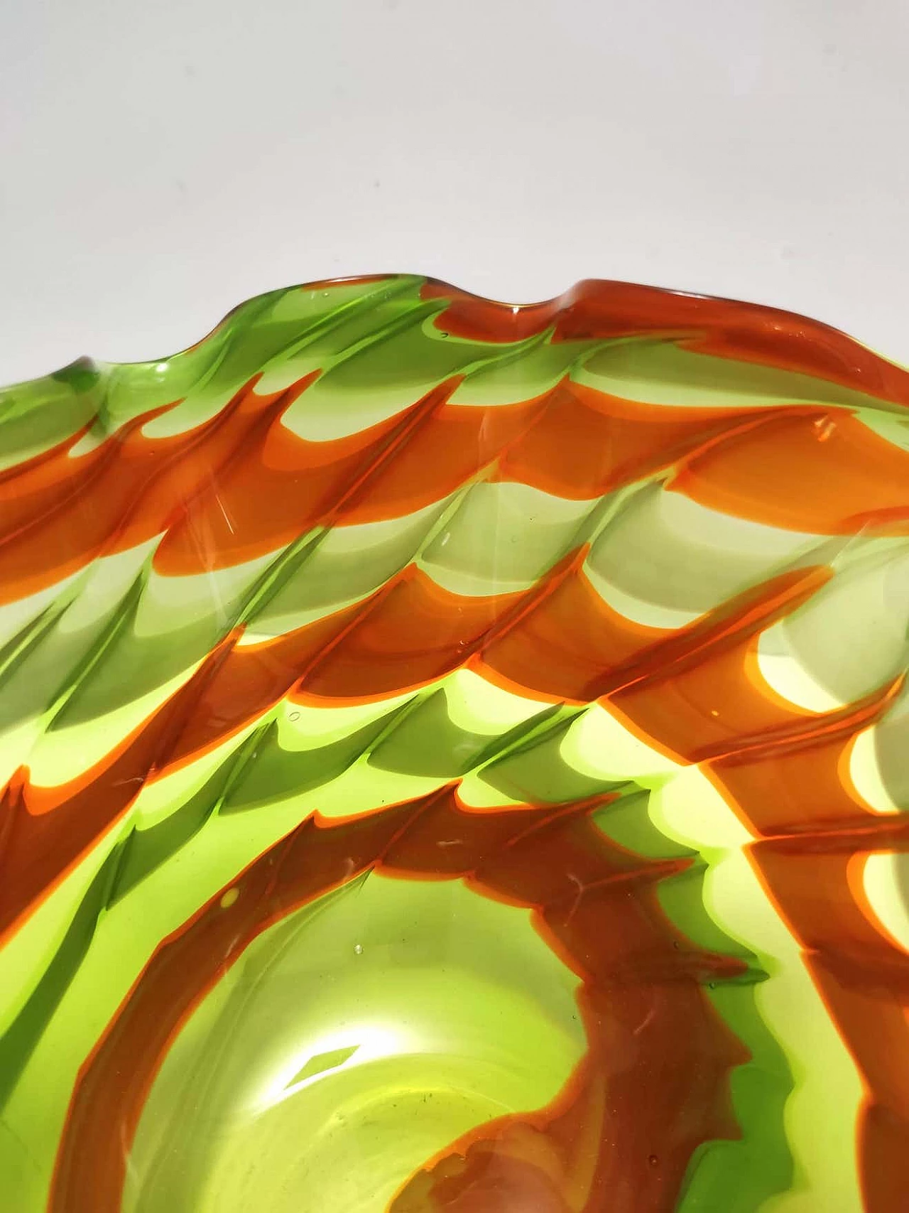 Fazzoletto vase in green and orange Murano glass by Fratelli Toso, 1980s 3