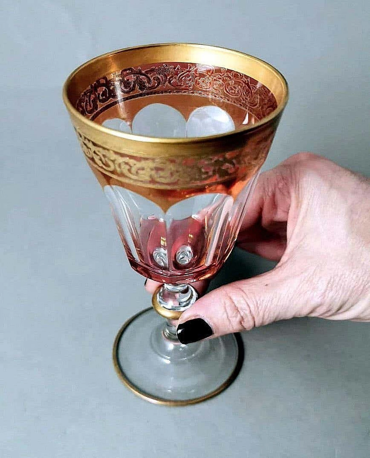 6 Blown and coloured wine goblets in Louis XVI style with gold rim, 1970s 19