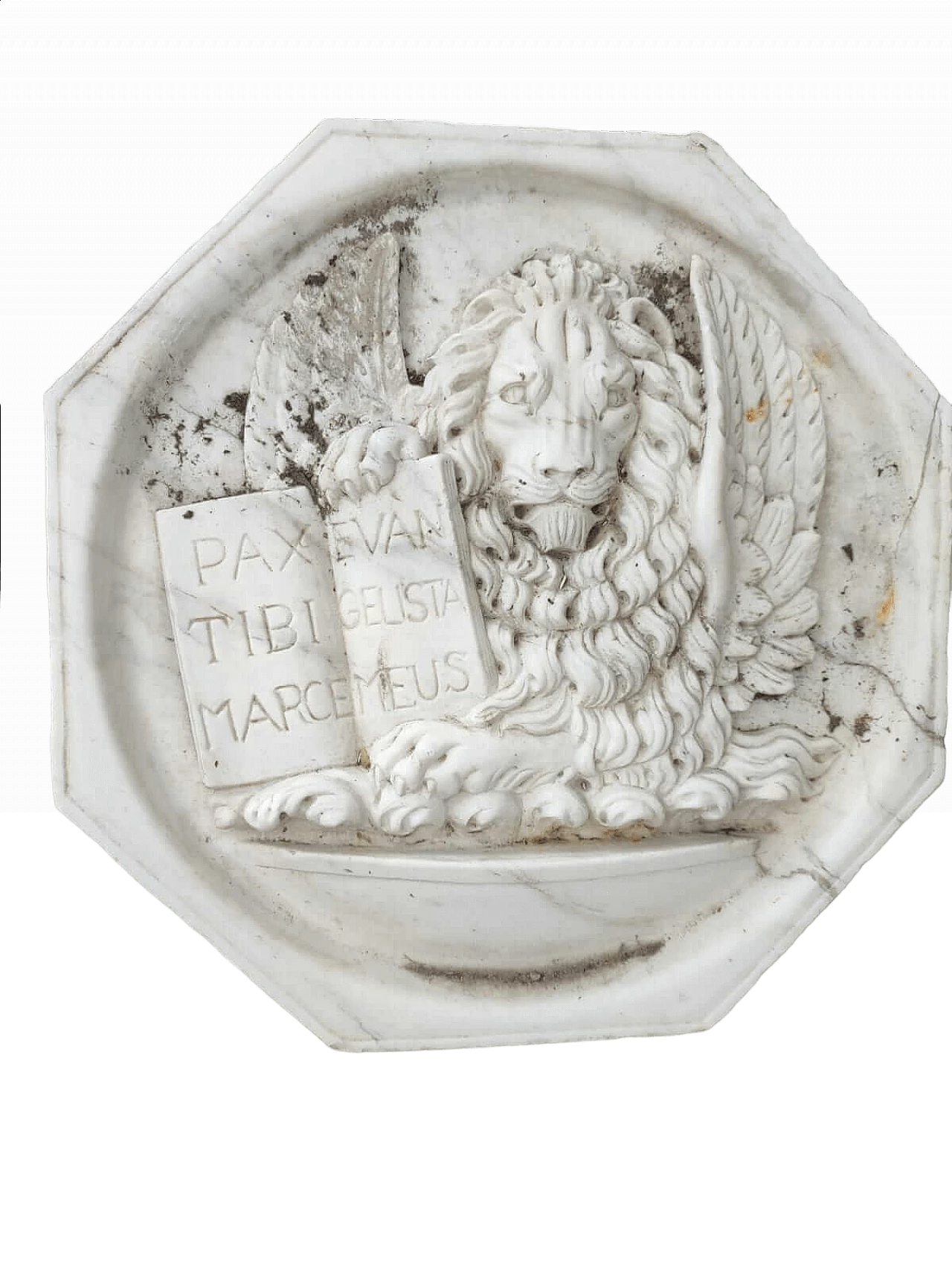 Carrara marble moeca bas-relief with lion of St. Mark, late 19th century 4