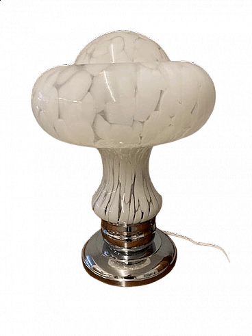 Lampada a fungo in vetro di Murano latteo e metallo di Mazzega, anni '70