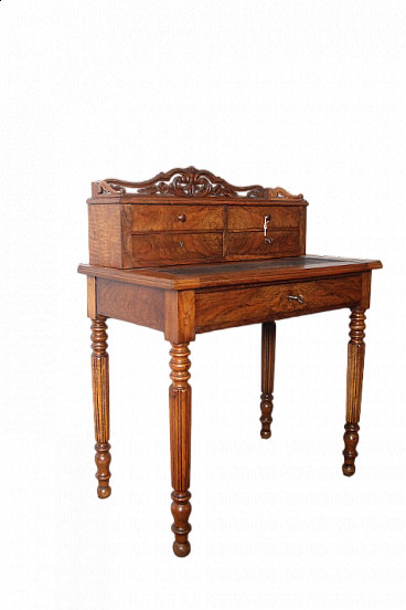 Louis Philippe walnut writing desk with pull-out top, mid-19th century