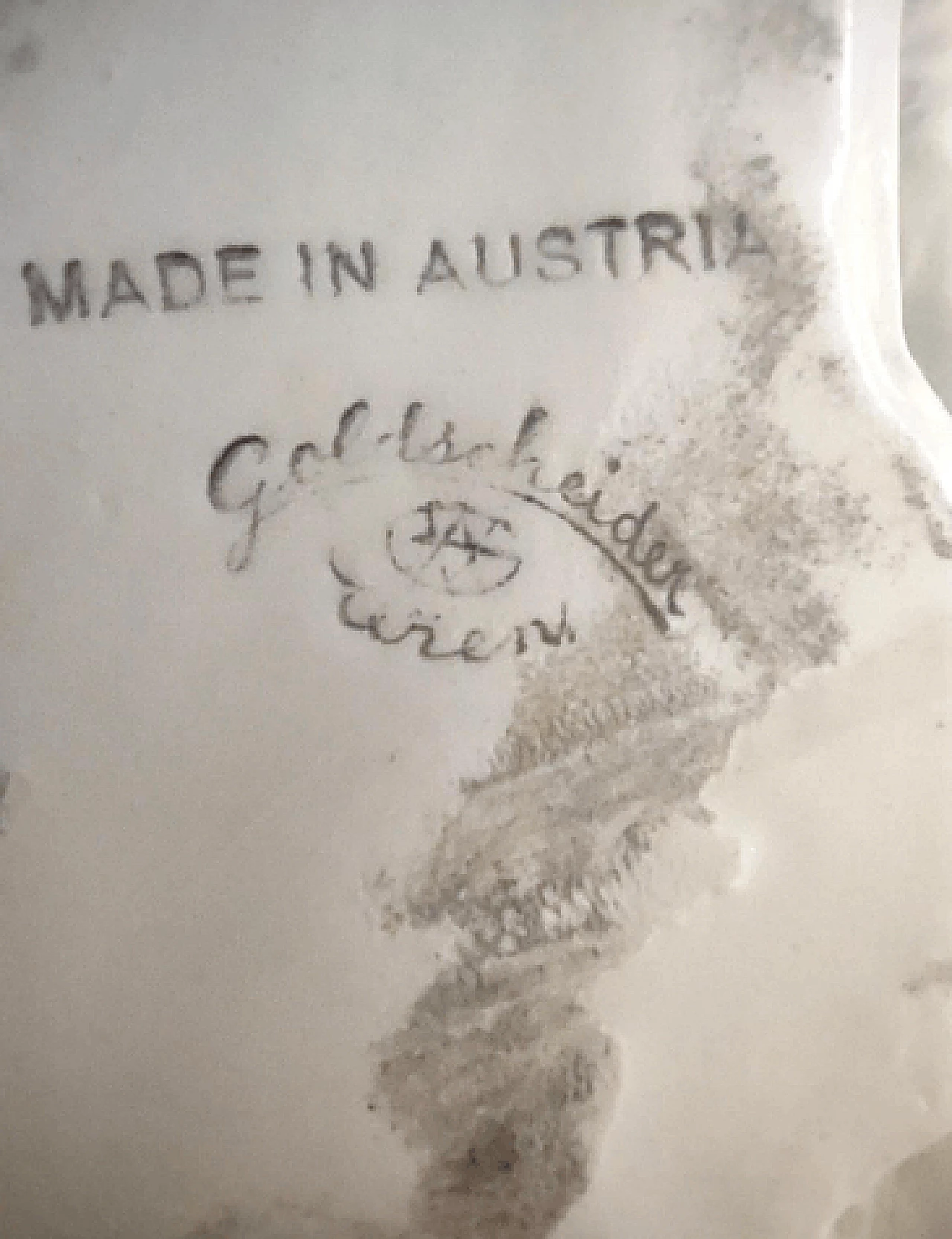 Candelabro da parete in ceramica smaltata di Goldscheider, anni '30 9