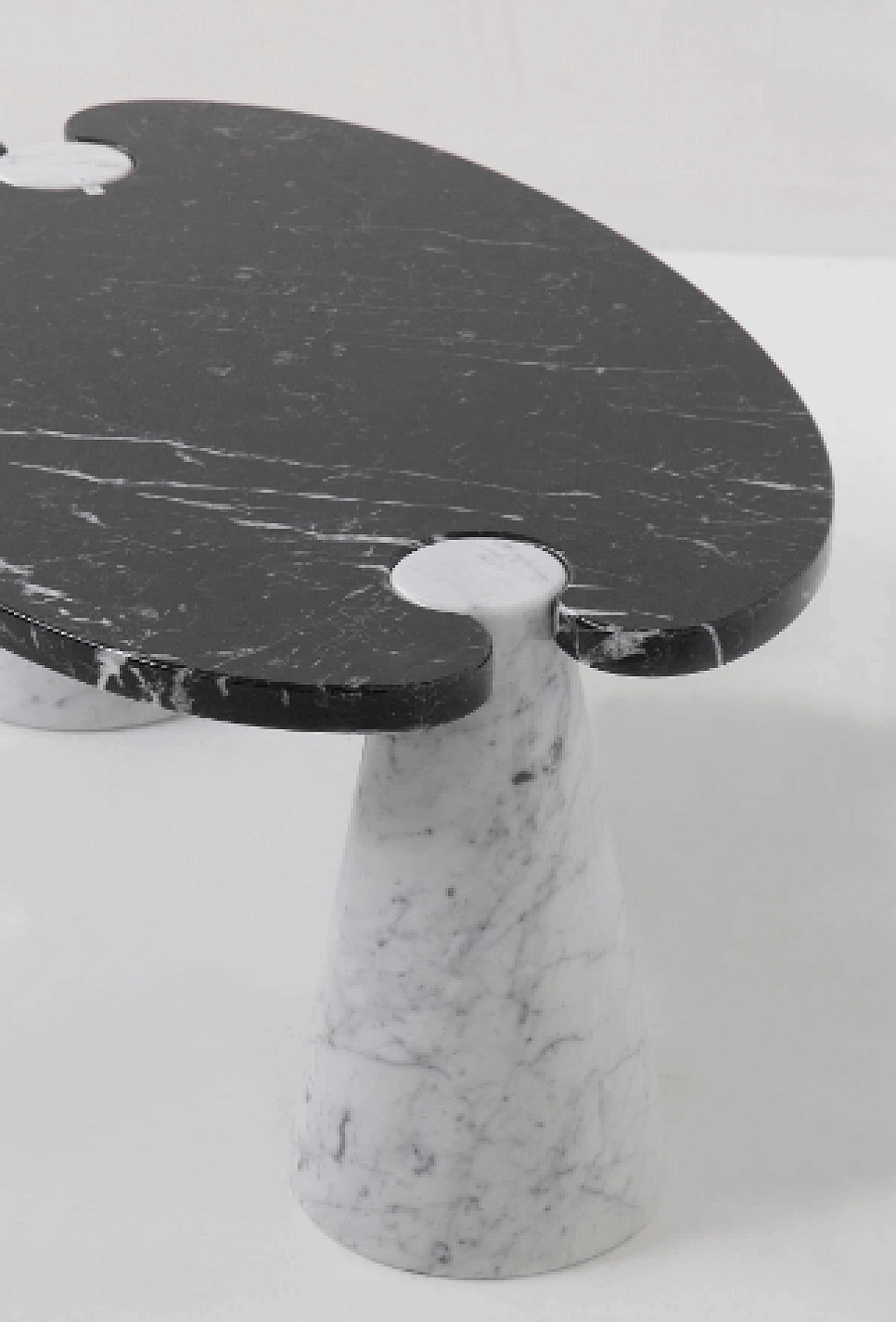 Tavolino in marmo di Angelo Mangiarotti per Skipper, anni '70 3