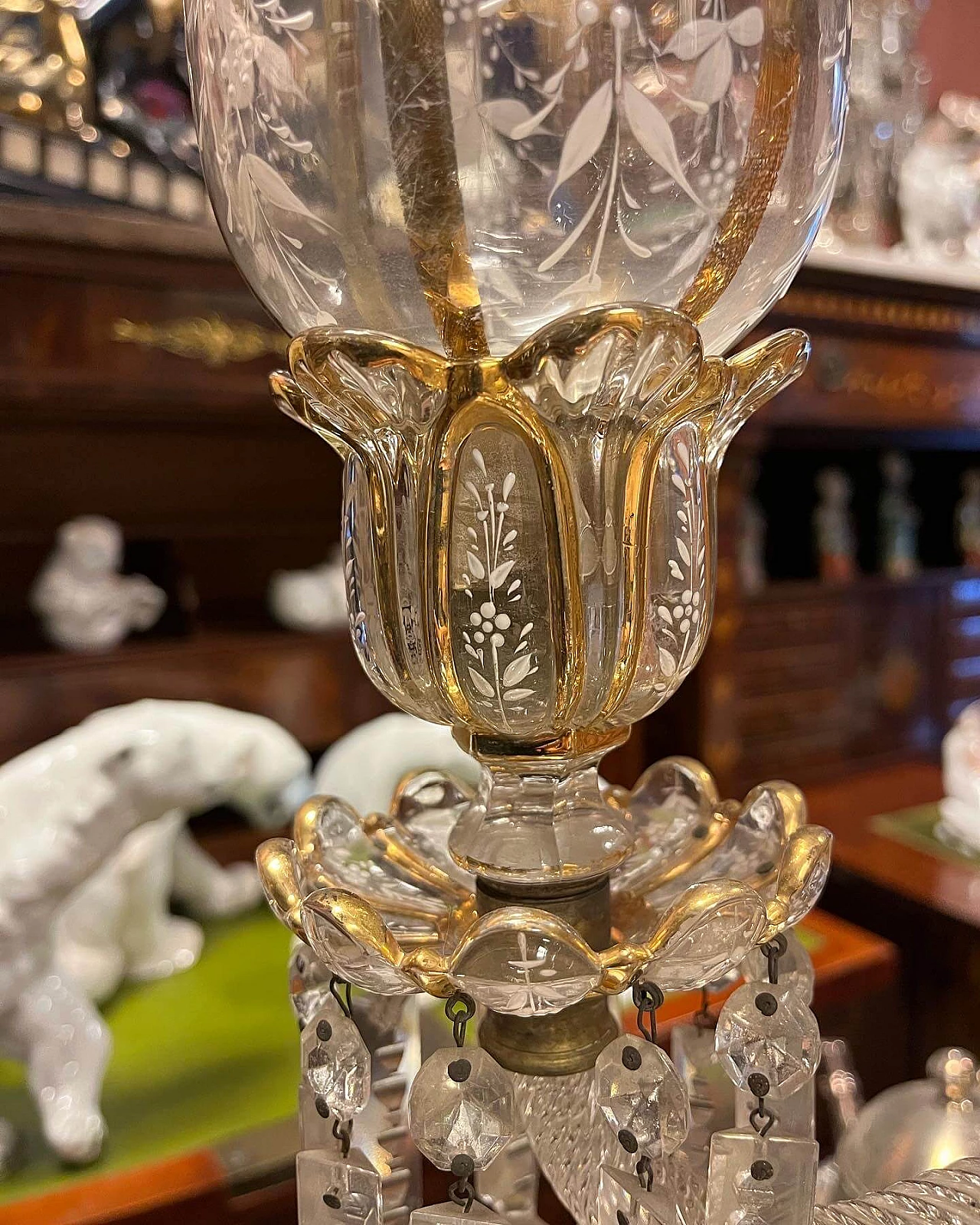 Pair of glass baccarat with pure gold floral motifs, 19th century 2