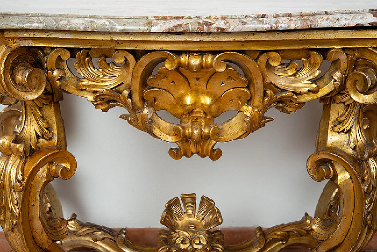 Roman Louis XV gilded wood and marble console, 18th century 3
