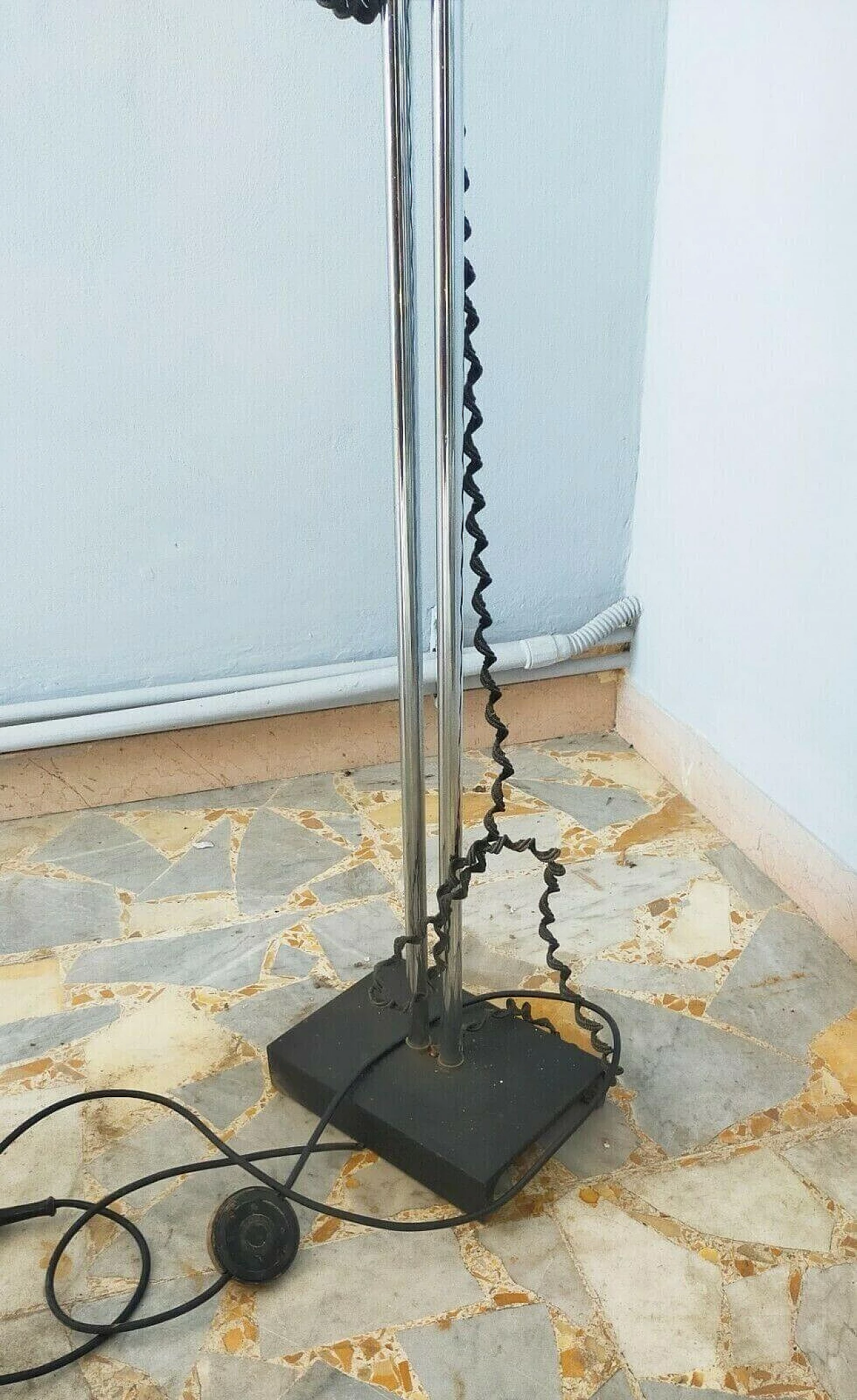 Chromed metal floor lamp attributed to Luci Milano, 1970s 7