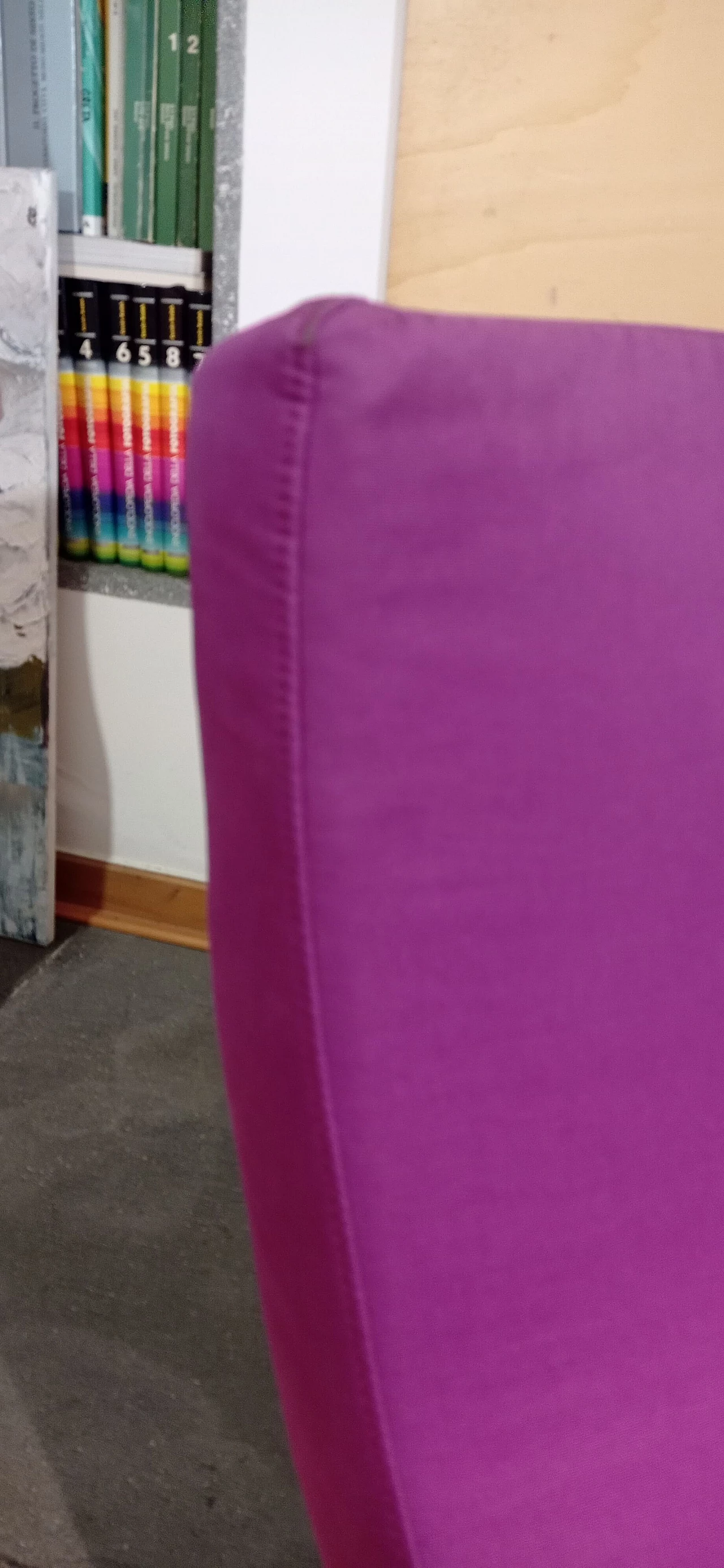 Poltrona Pop in tessuto viola di Christian Werner per Ligne Roset 12