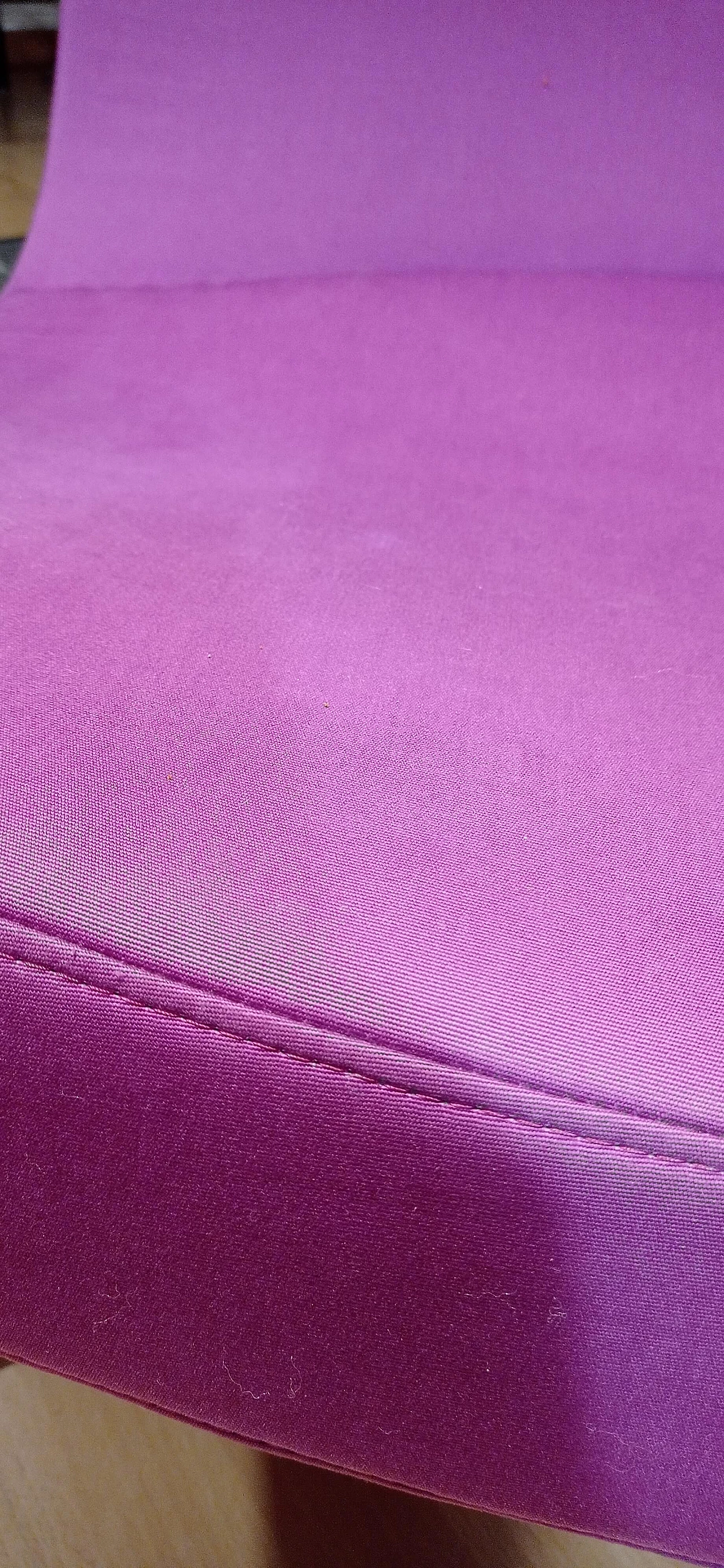 Poltrona Pop in tessuto viola di Christian Werner per Ligne Roset 24