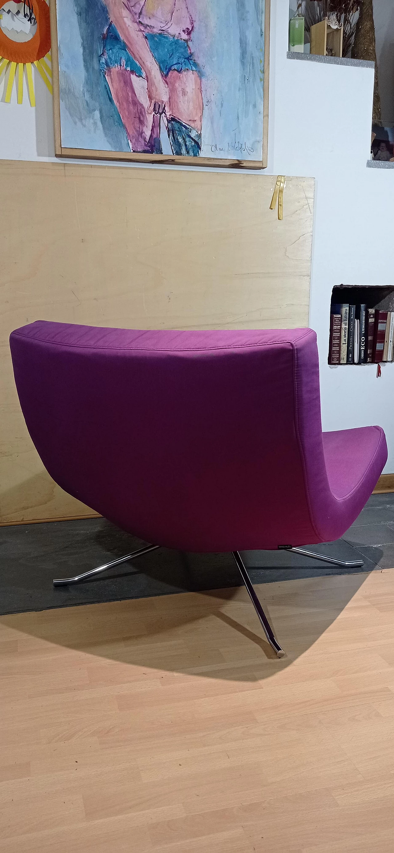 Poltrona Pop in tessuto viola di Christian Werner per Ligne Roset 77
