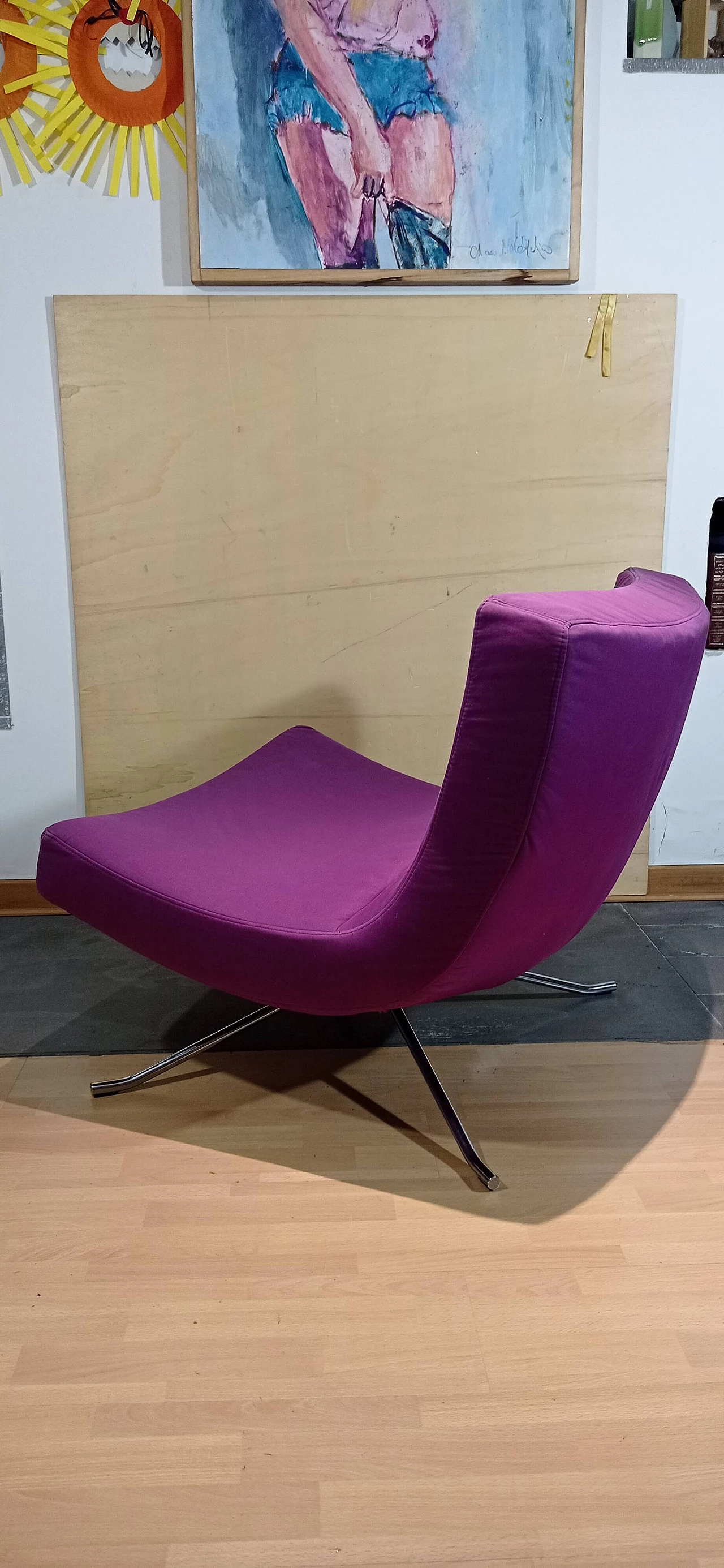 Poltrona Pop in tessuto viola di Christian Werner per Ligne Roset 133