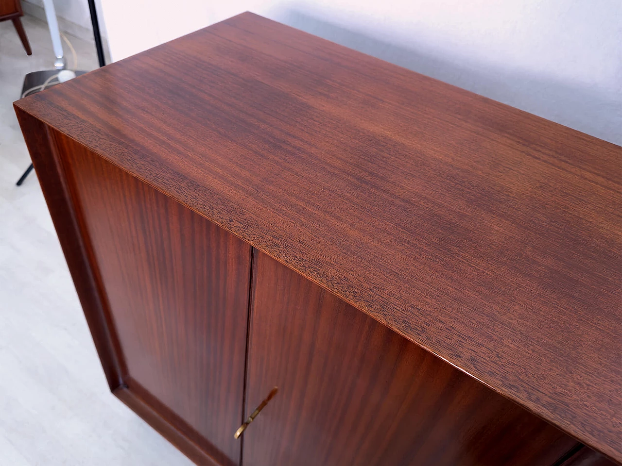 Credenza in teak con vano bar di Vittorio Dassi, anni '50 11