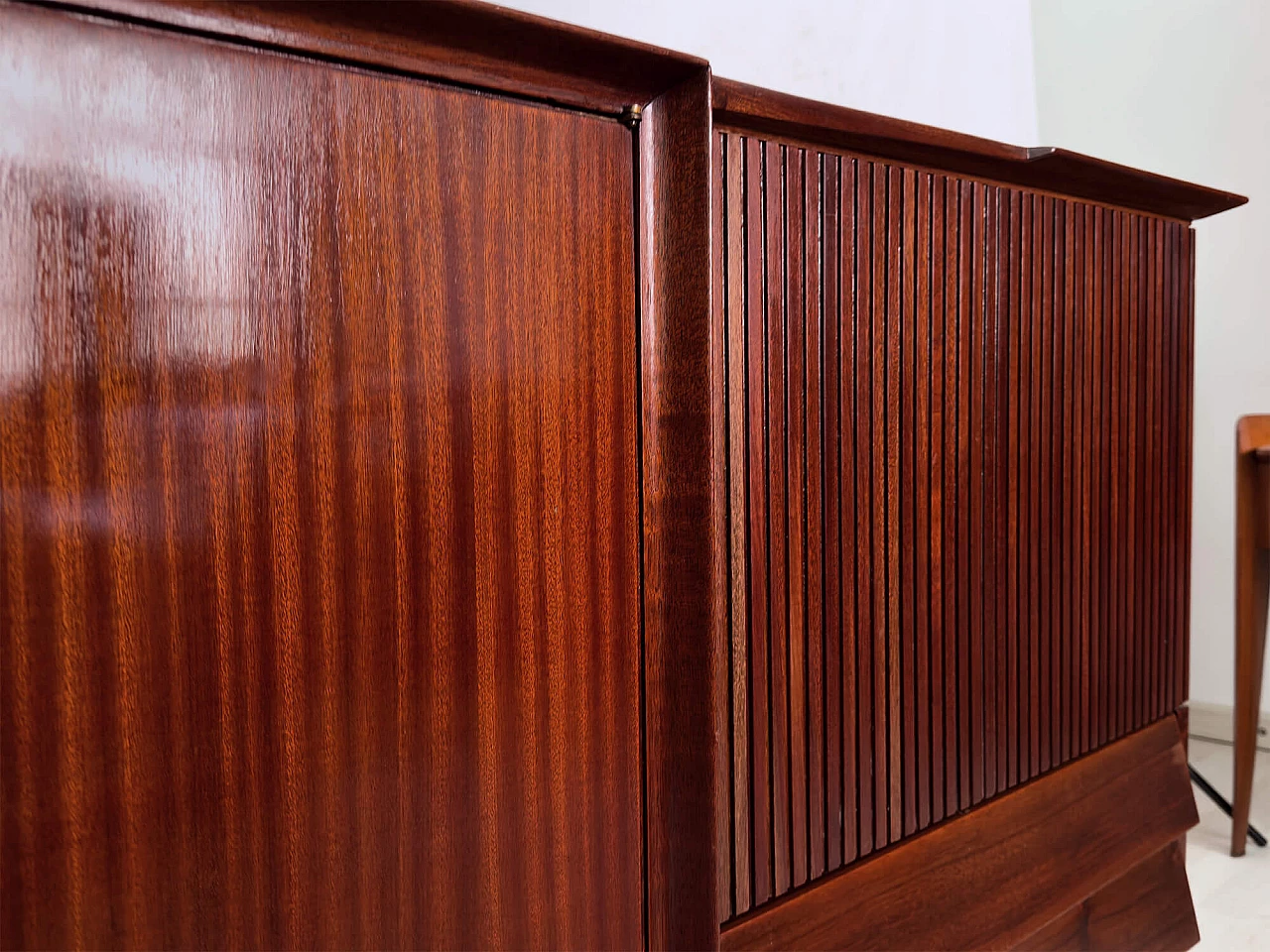 Credenza in teak con vano bar di Vittorio Dassi, anni '50 20