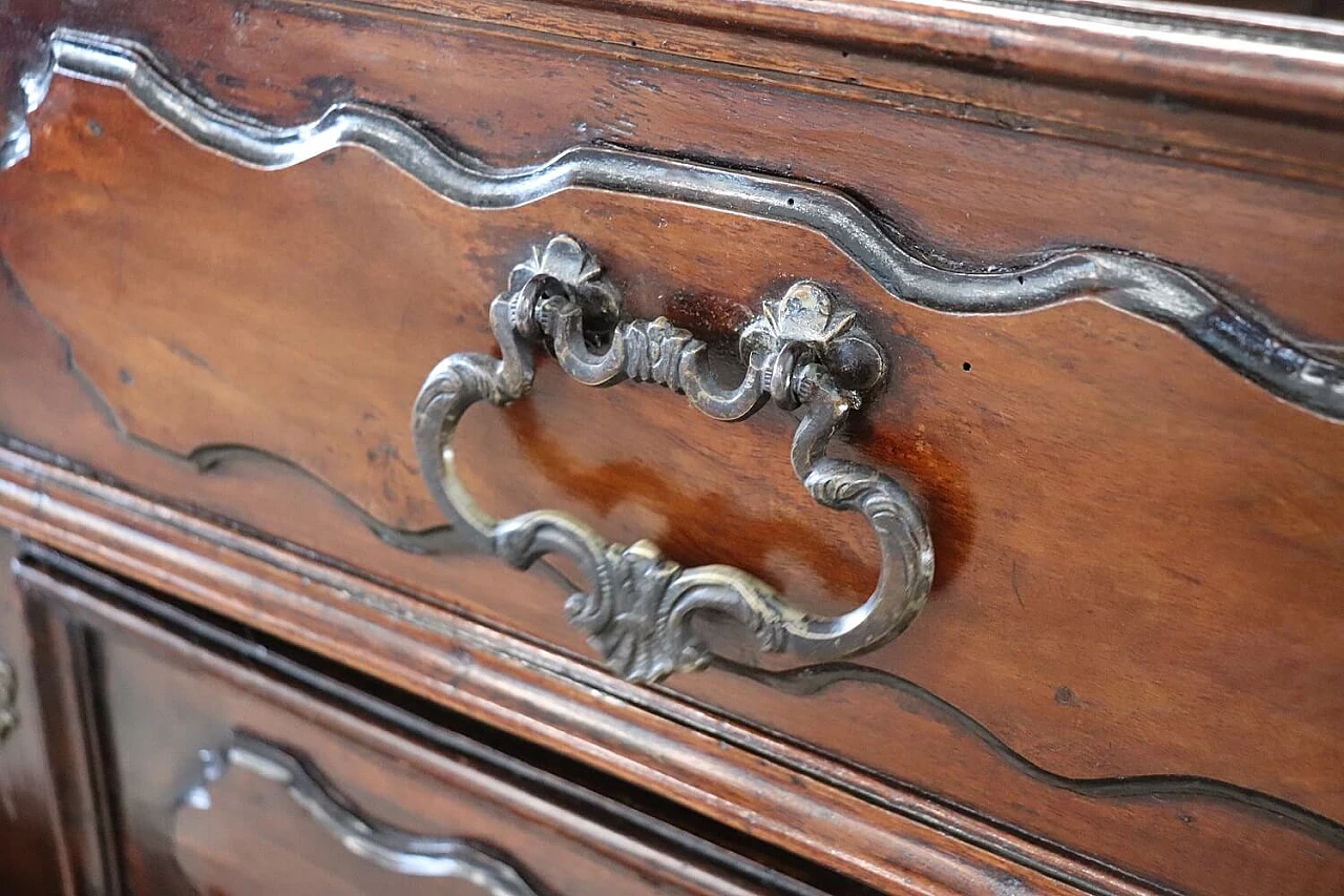 Lombard Louis XIV solid walnut dresser, second half of the 17th century 10