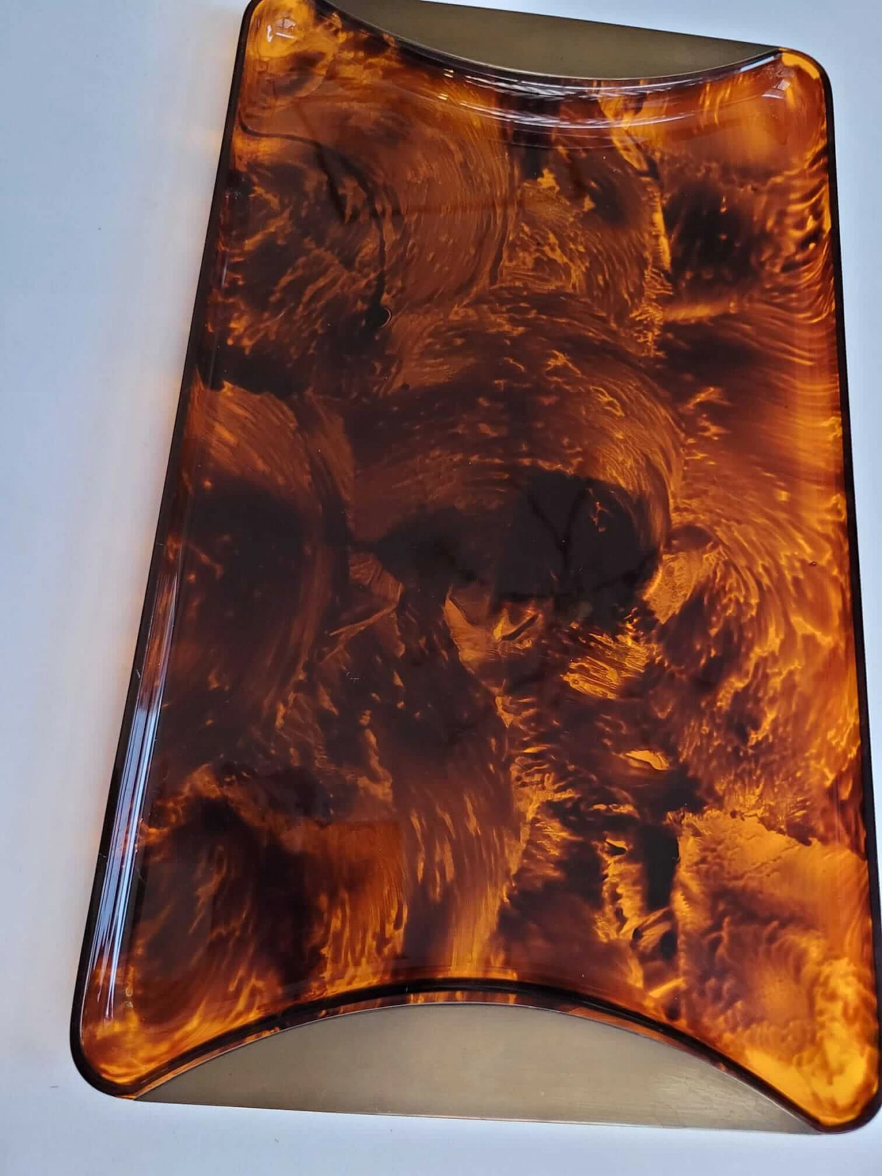Tortoiseshell lucite and brass tray by Guzzini, 1960s 5