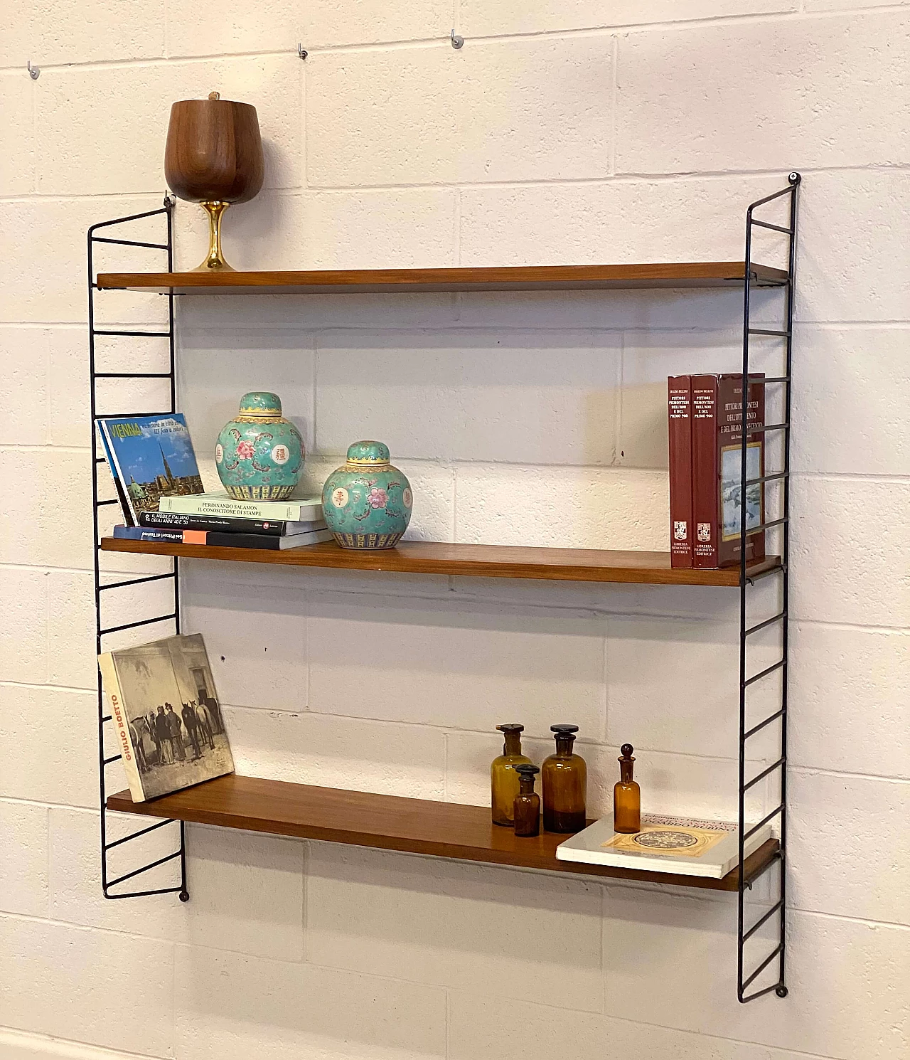 String wall-mounted bookcase by Nils Strinning for String Design AB, 1960s 1
