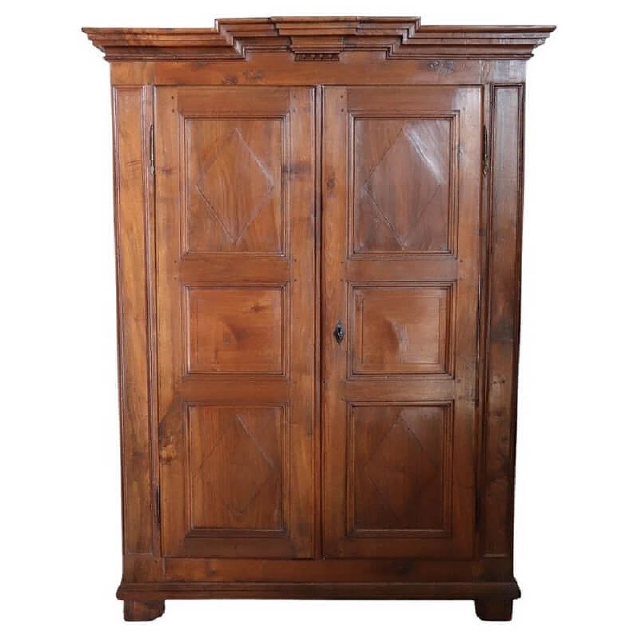Solid walnut wardrobe with two doors, mid-18th century 1