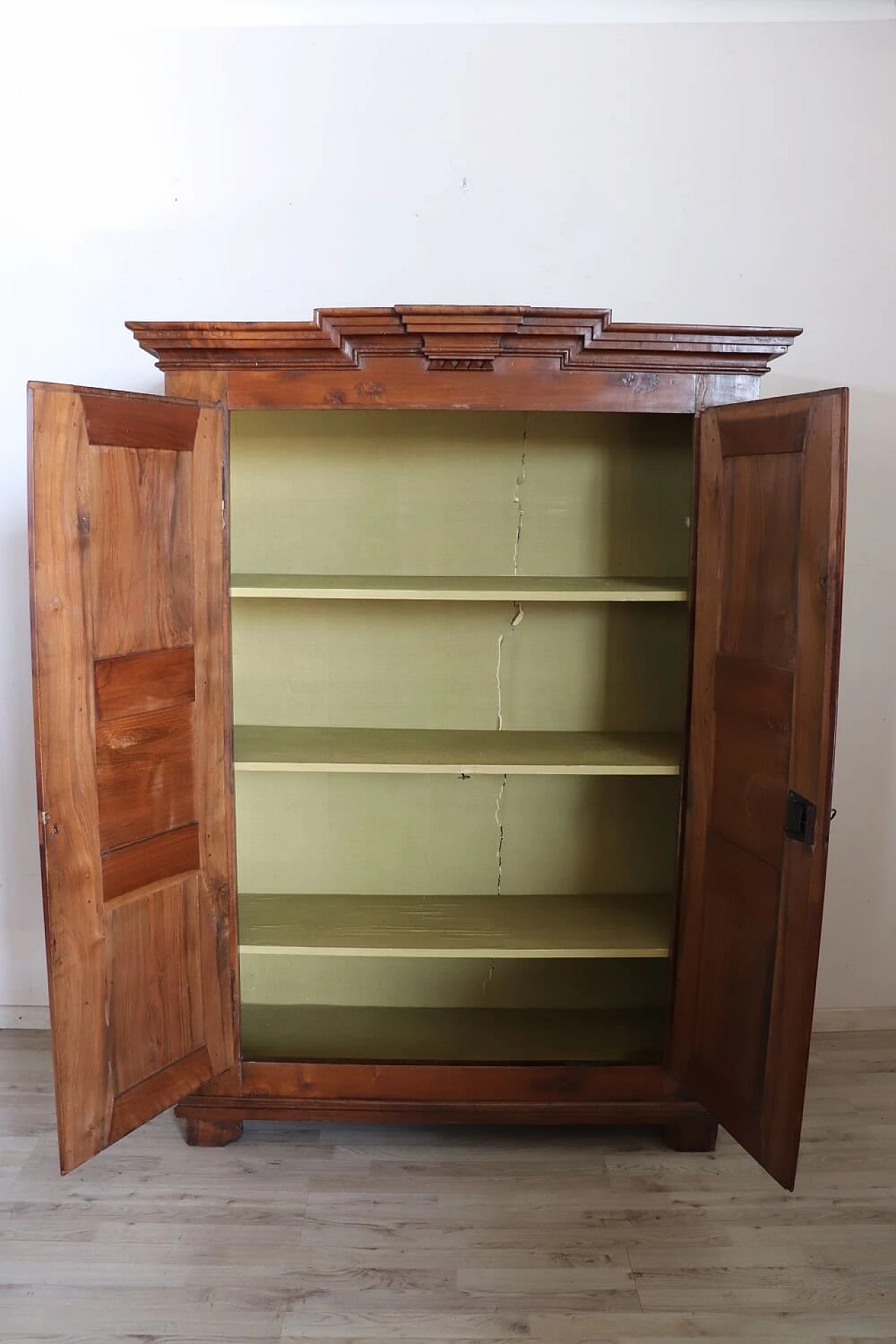 Solid walnut wardrobe with two doors, mid-18th century 10