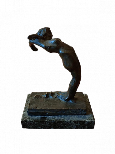 Bronze sculpture of a woman, 1920s