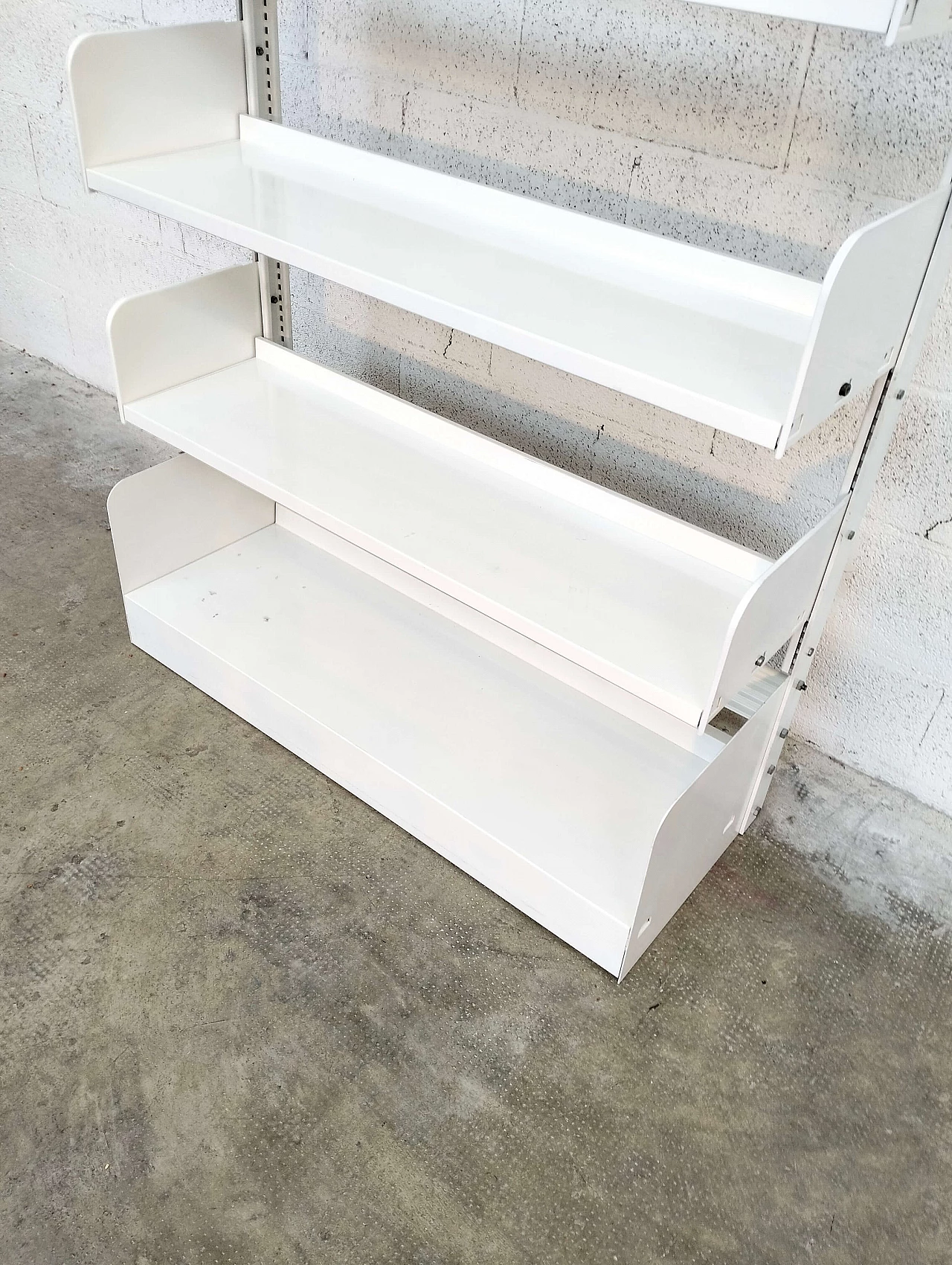 Libreria Congresso in lamiera d'acciaio bianca di Lips Vago, anni '60 5