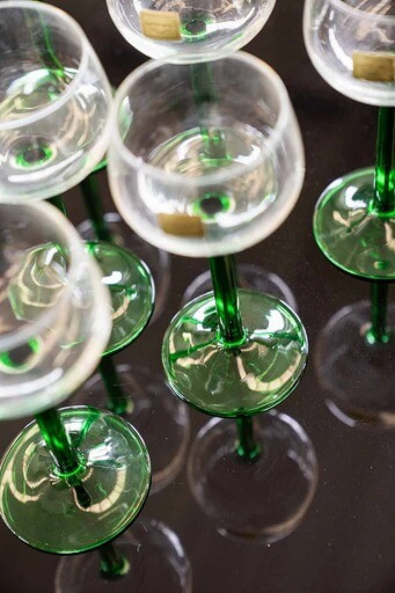 6 Bicchieri in vetro trasparente e verde di Luminarc, anni '70 4