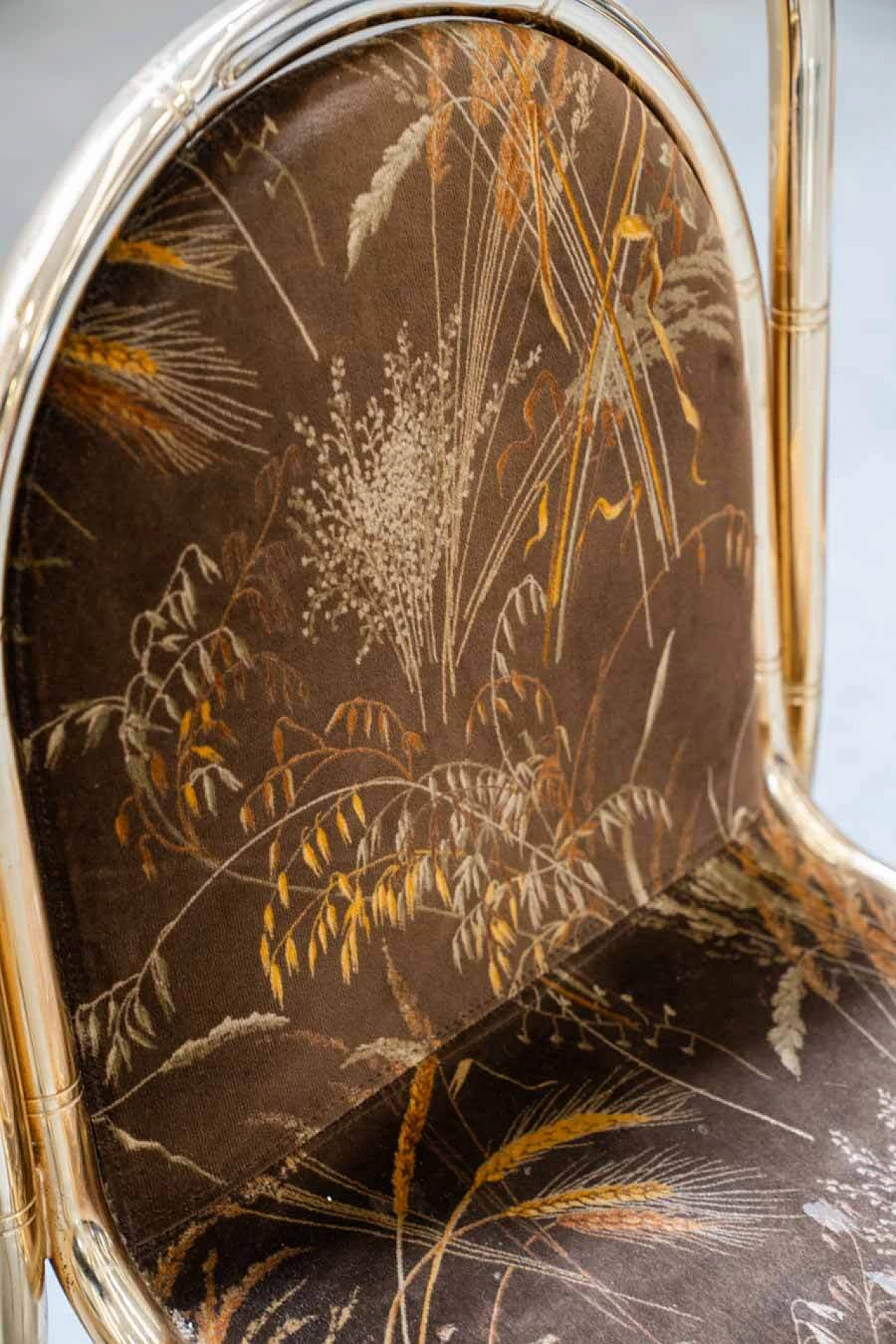 4 Chairs and table in gilded iron, glass and floral fabric, 1970s 1