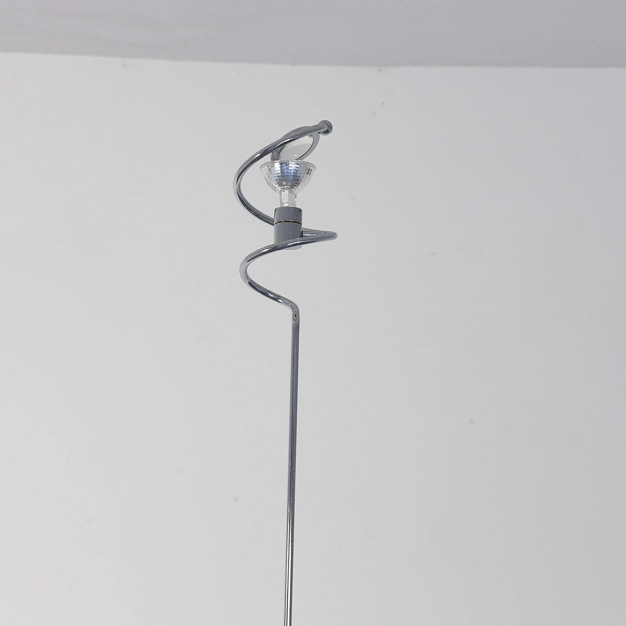 Sistina floor lamp in chrome metal by Skipper 3