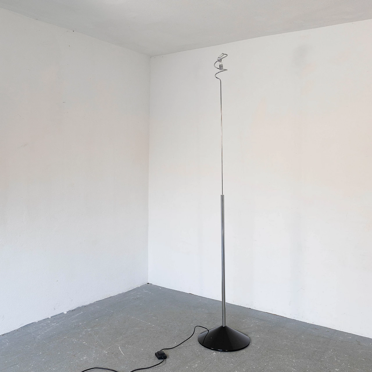 Sistina floor lamp in chrome metal by Skipper 5